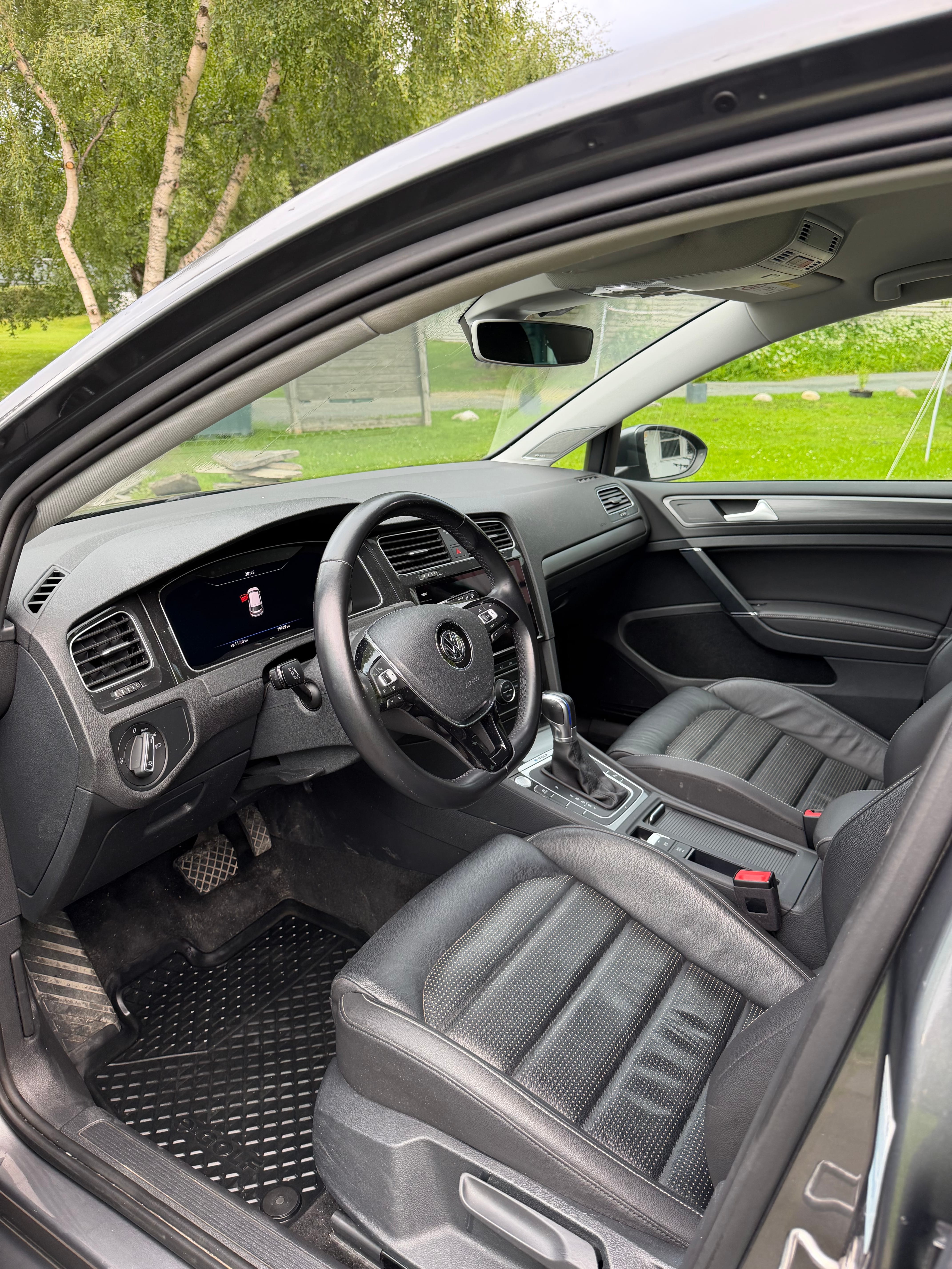 Volkswagen e-Golf med GPS