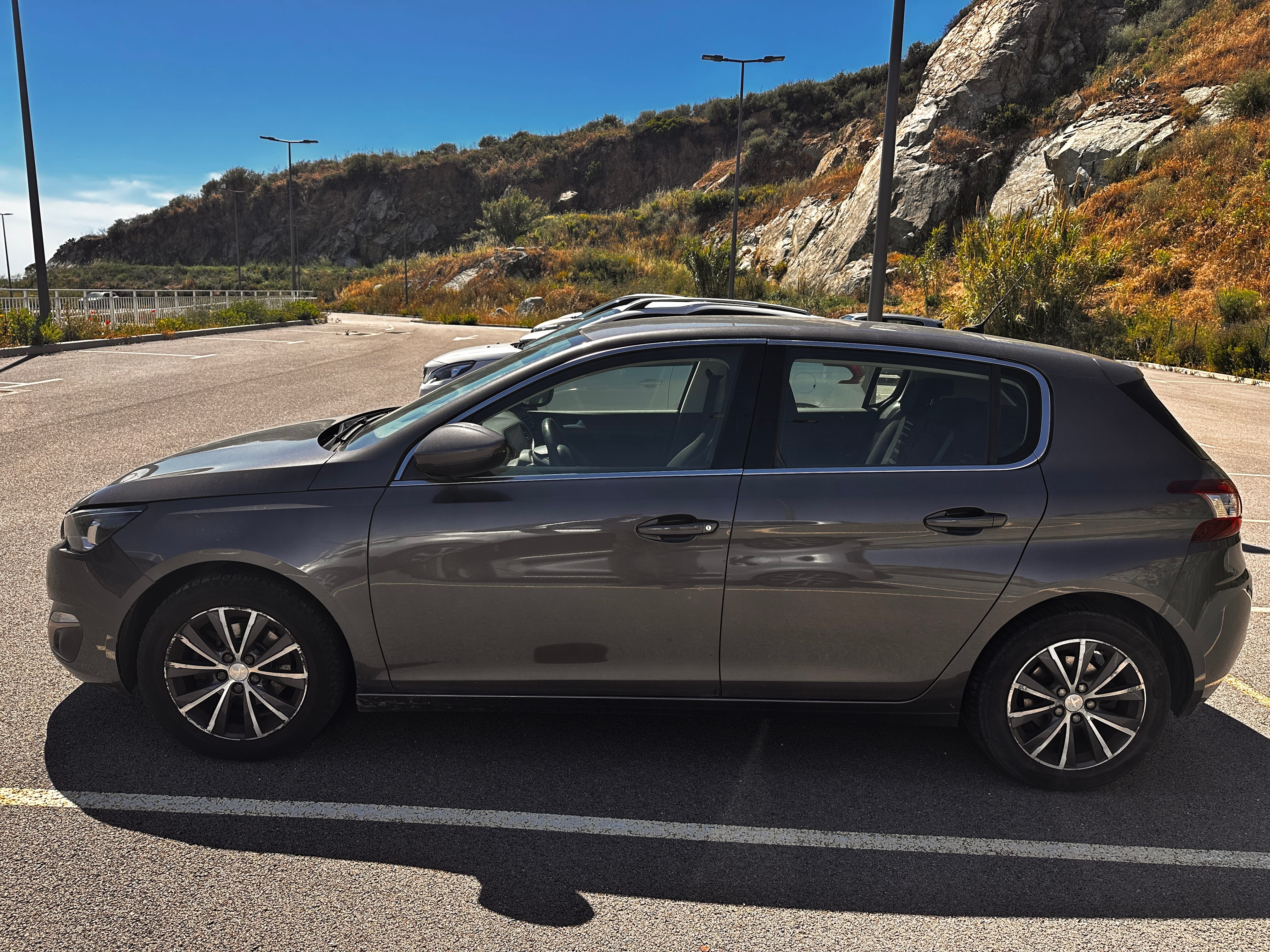Peugeot 308 avec Climatisation