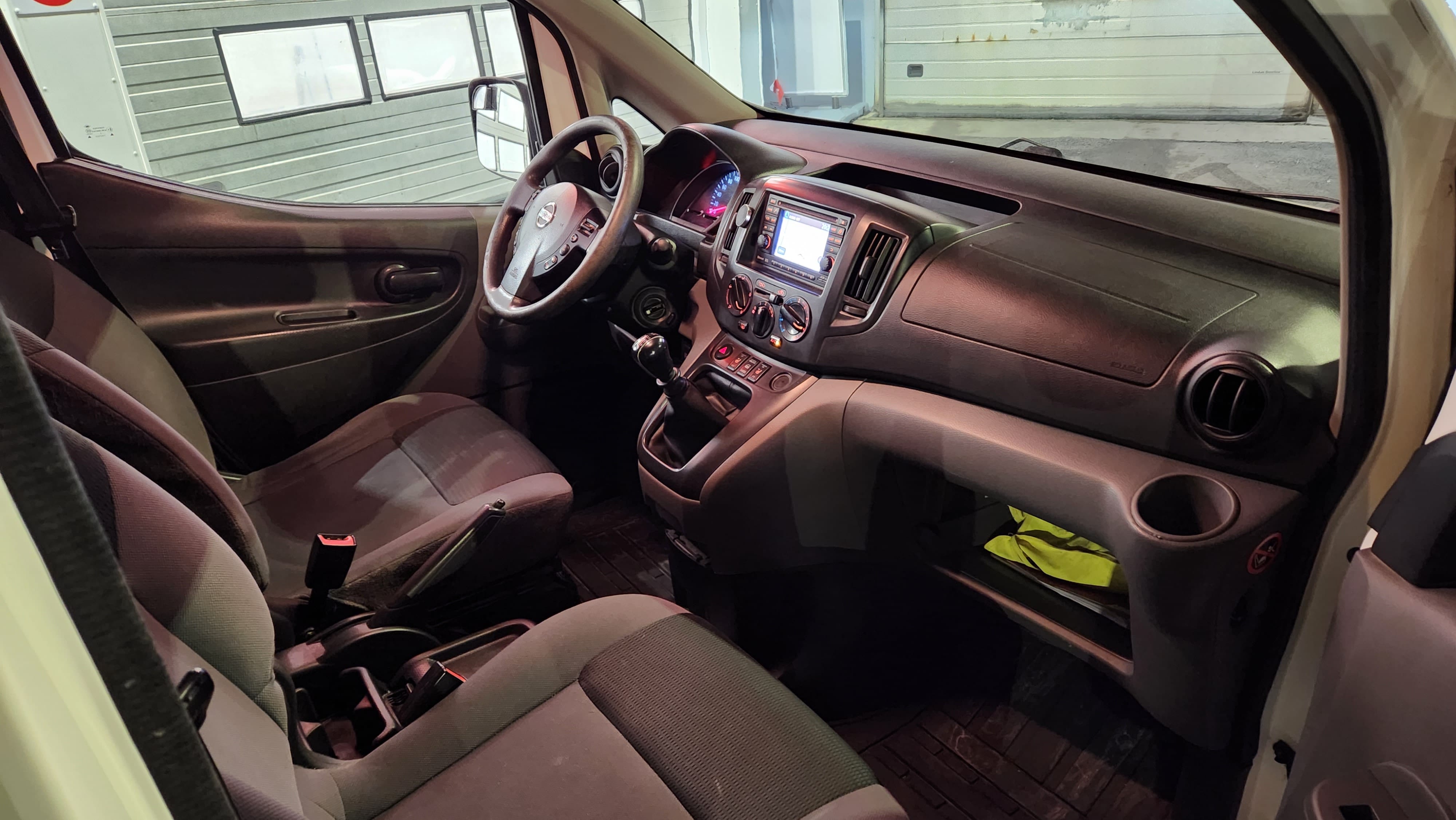 Nissan NV200 1,5 DCi, m/Takstativ, Manuell Gir med Lydinngang