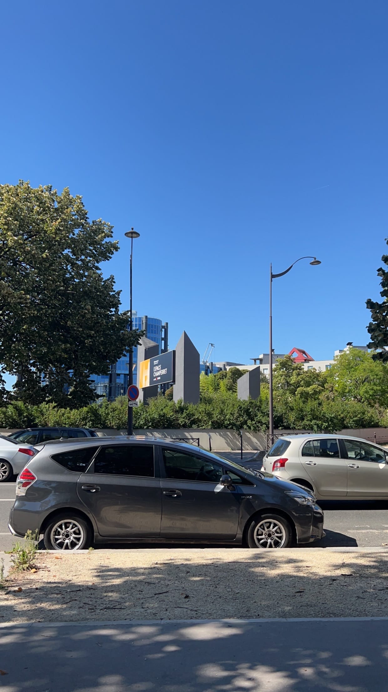 Toyota Prius + avec Climatisation