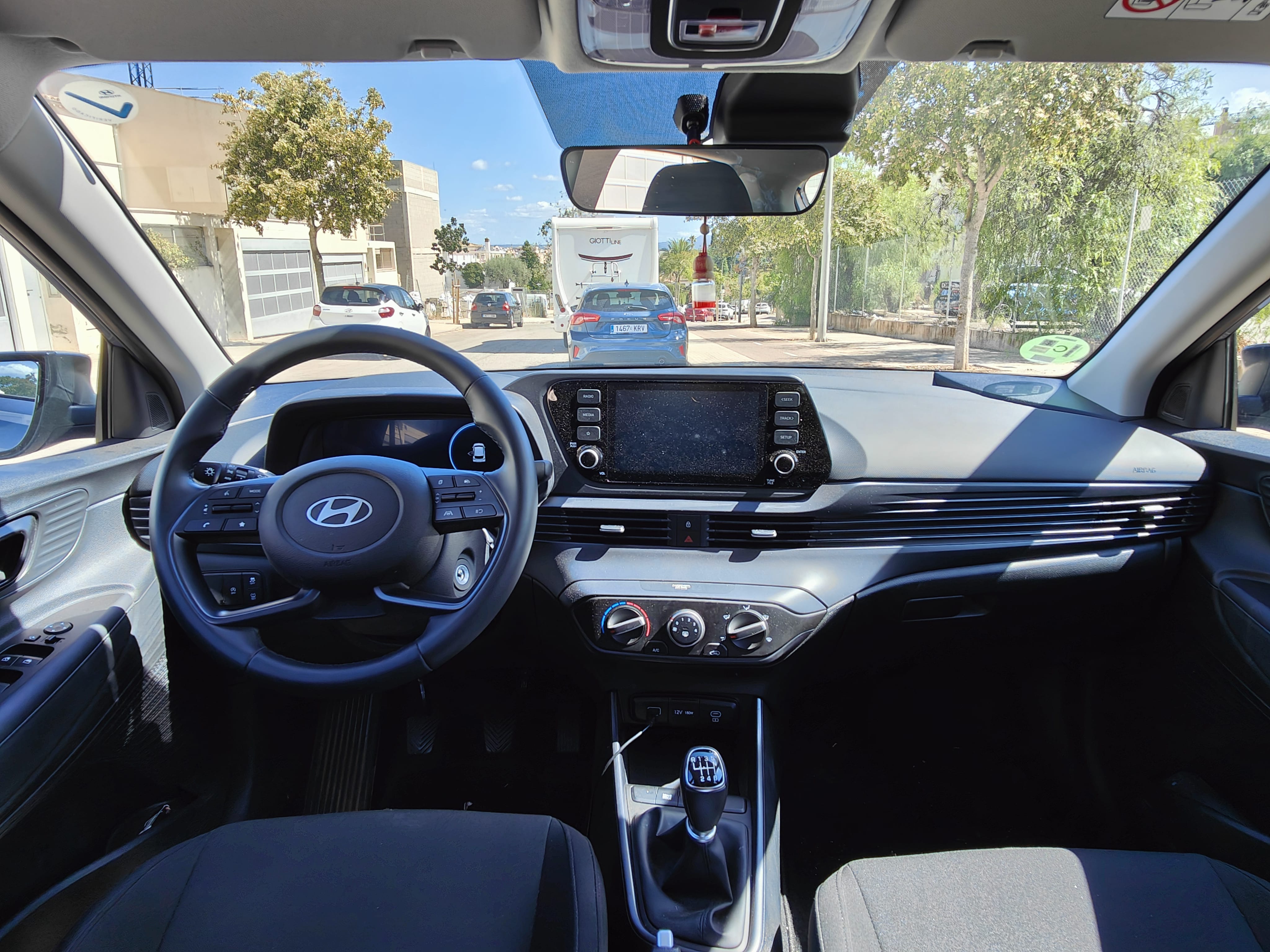 Hyundai i20 med Lydinngang