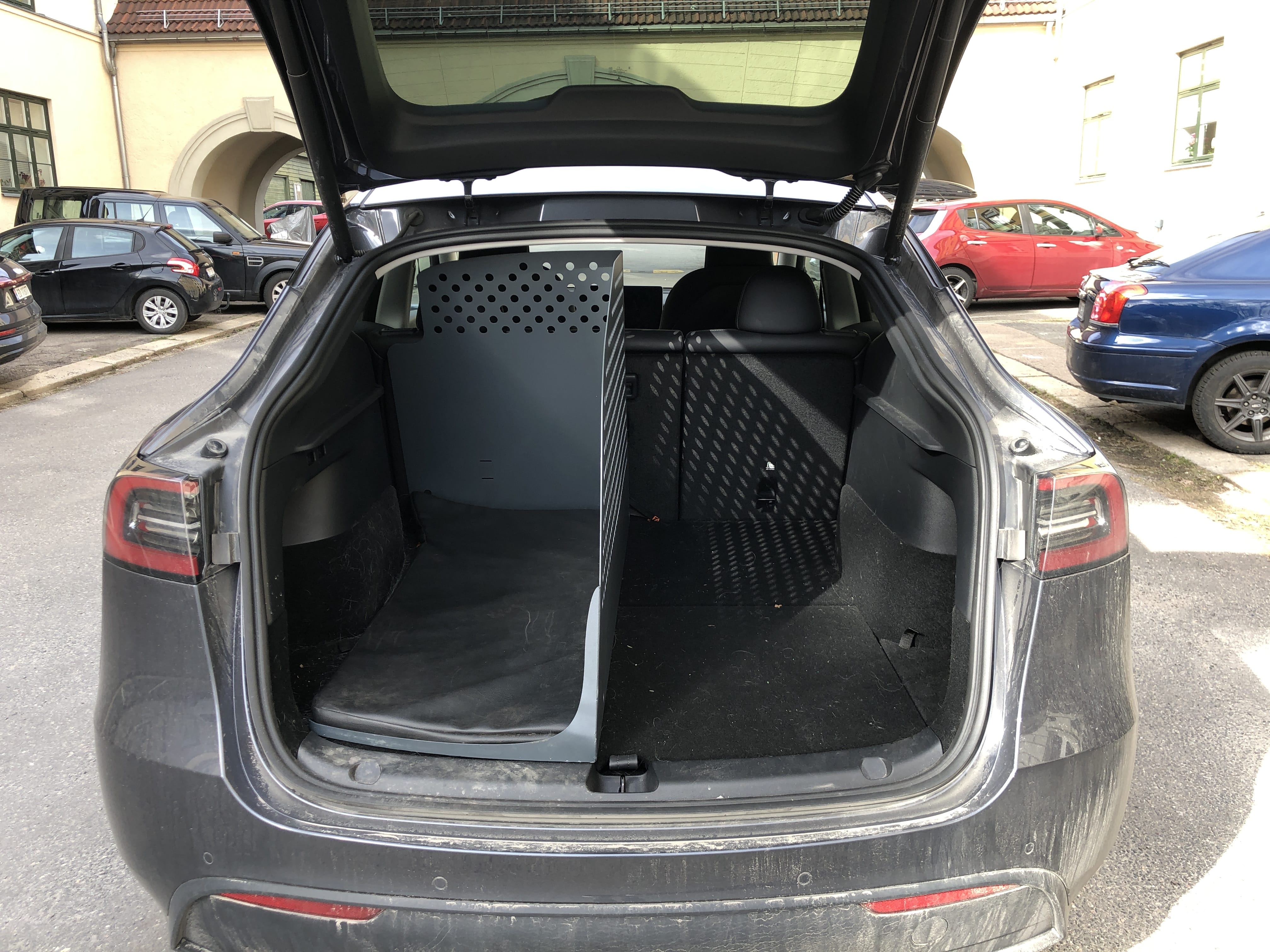 Tesla Model Y Long Range med Dashcam