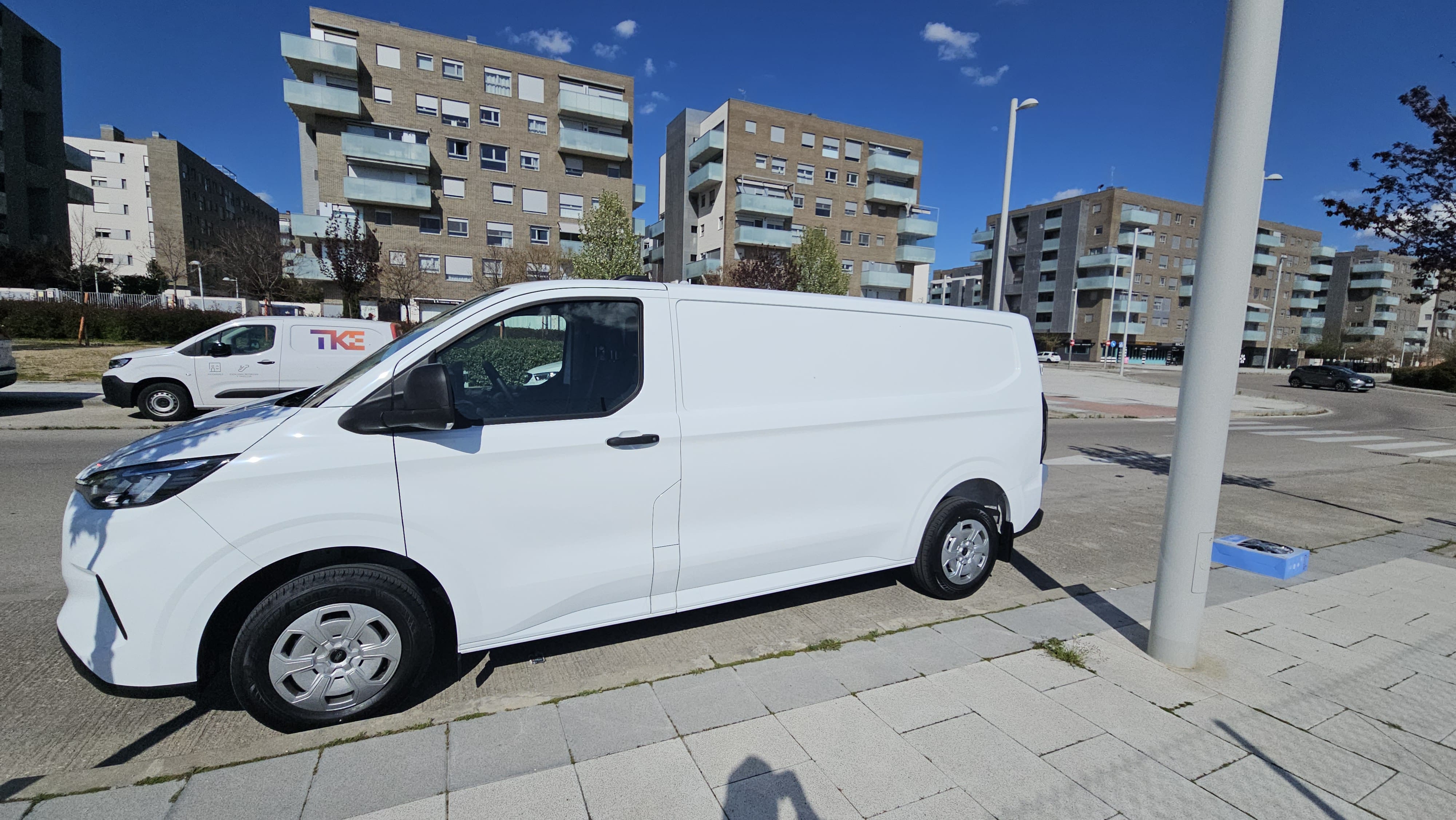 Ford Transit Custom Furgoneta con Aire acondicionado