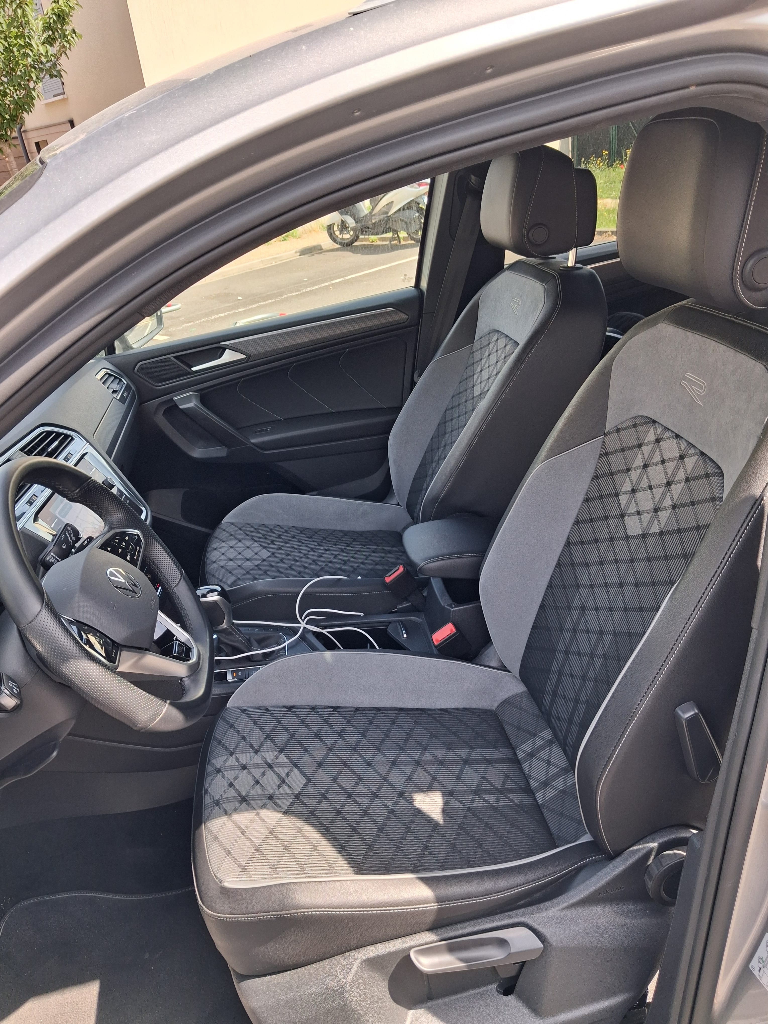 Volkswagen Tiguan avec GPS