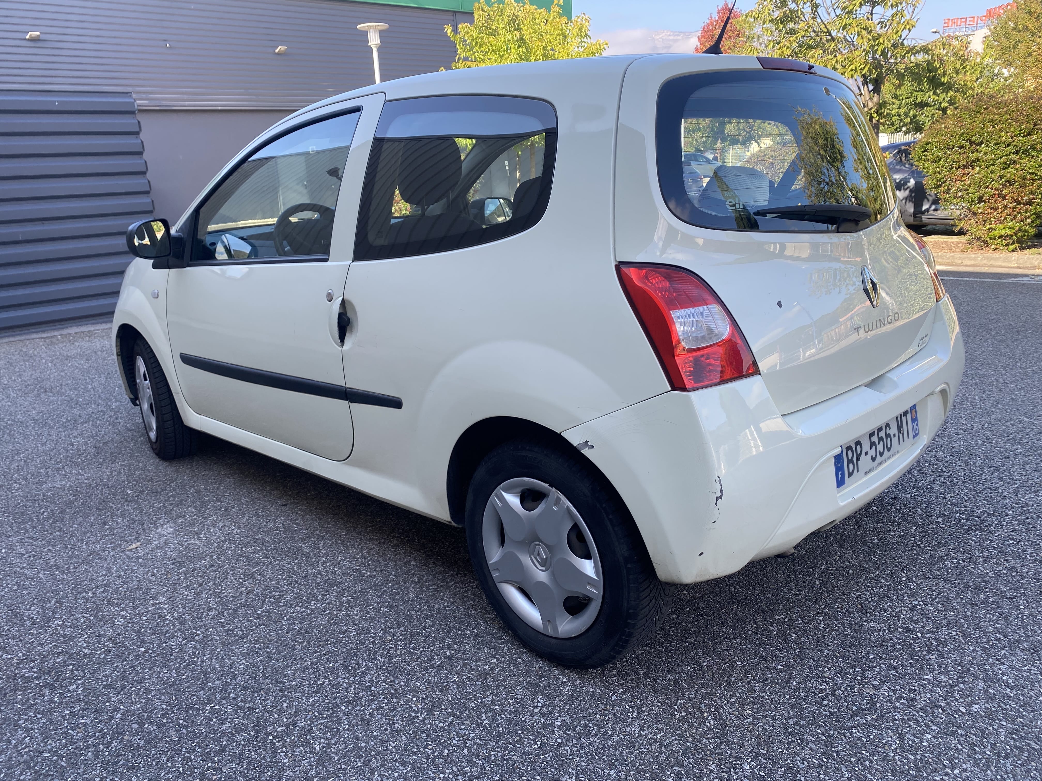 Renault Twingo II avec Siège bébé
