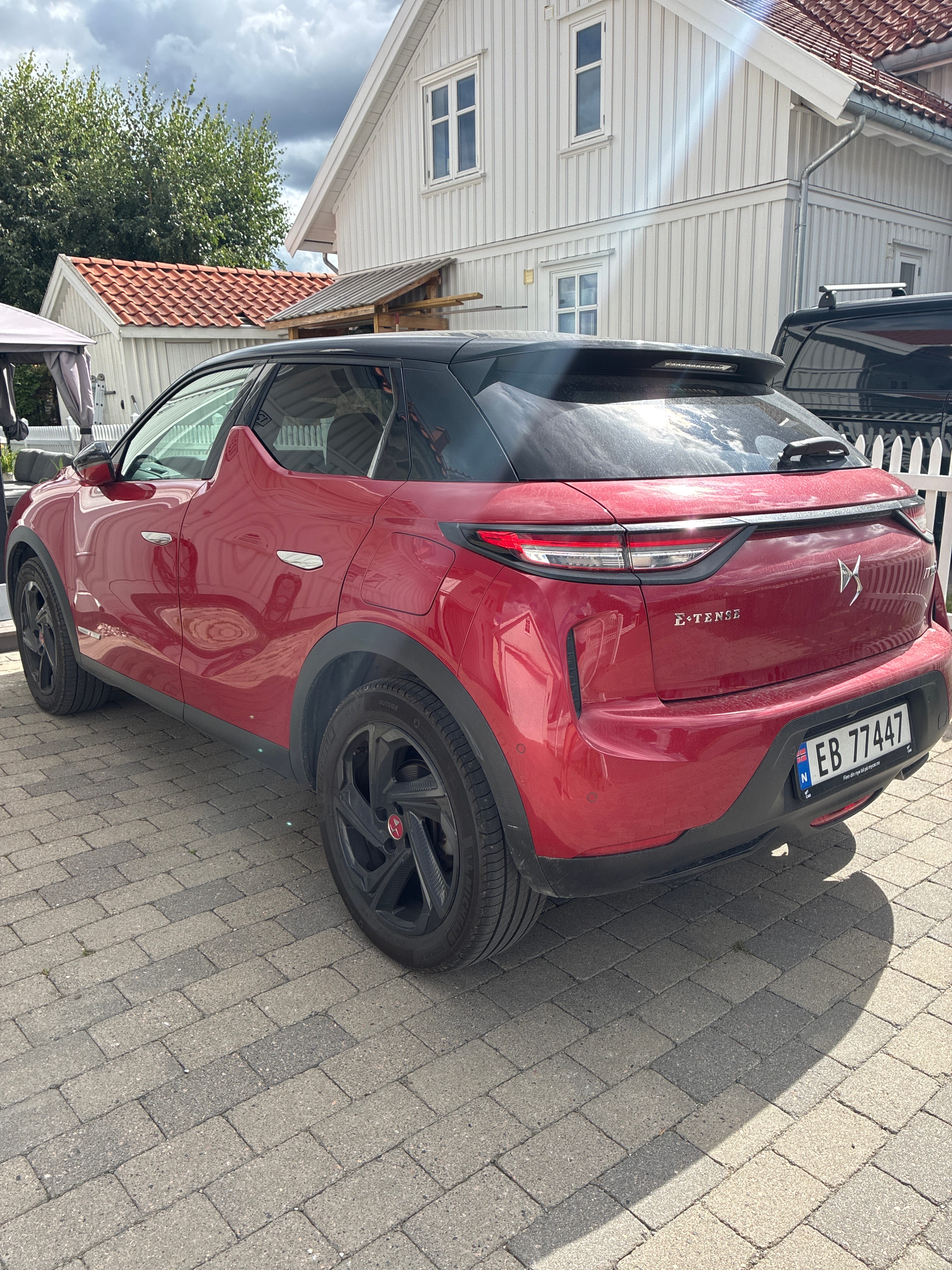 DS 3 E-TENSE med Ryggekamera