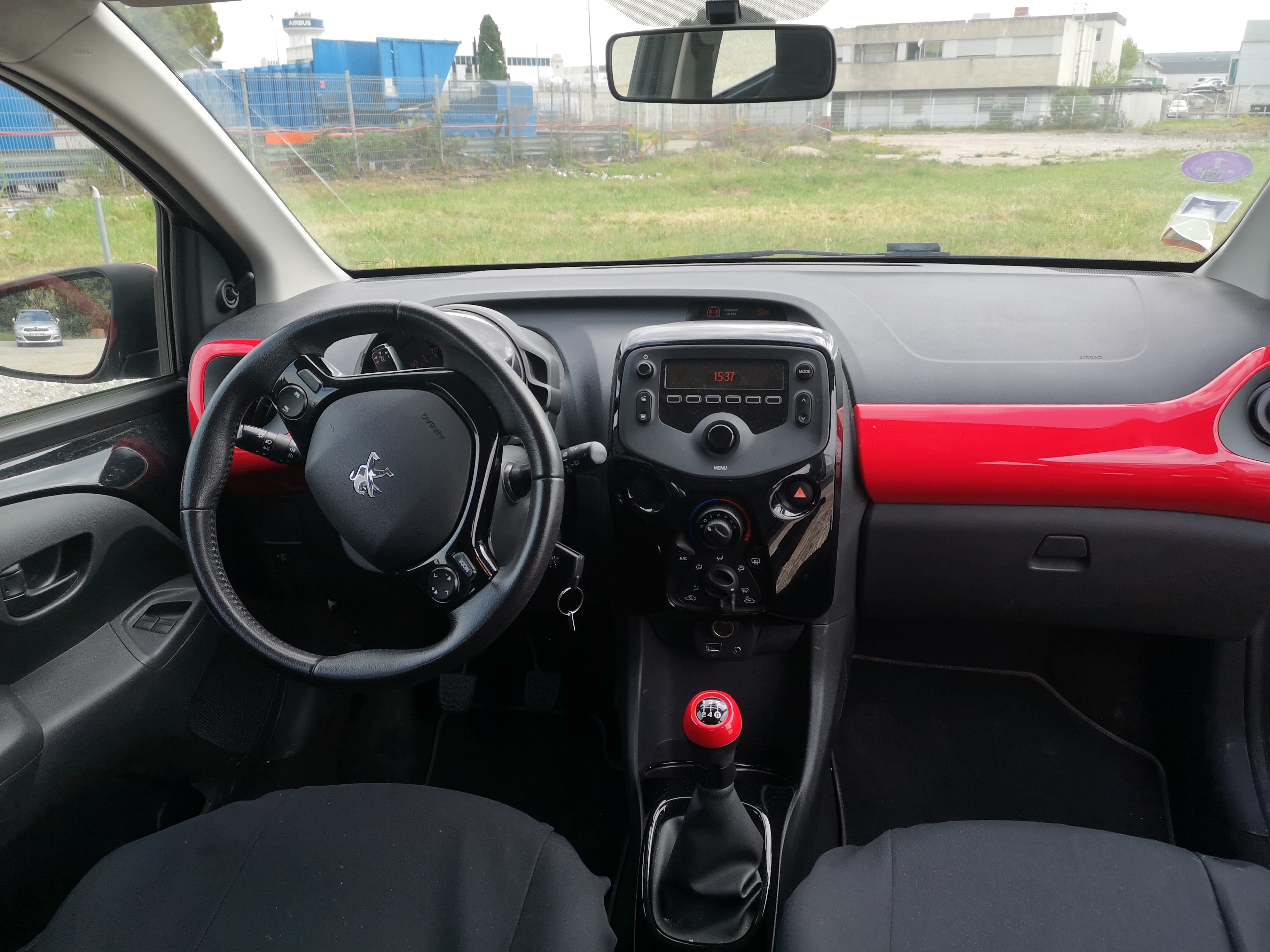 Peugeot 108 with Bluetooth audio