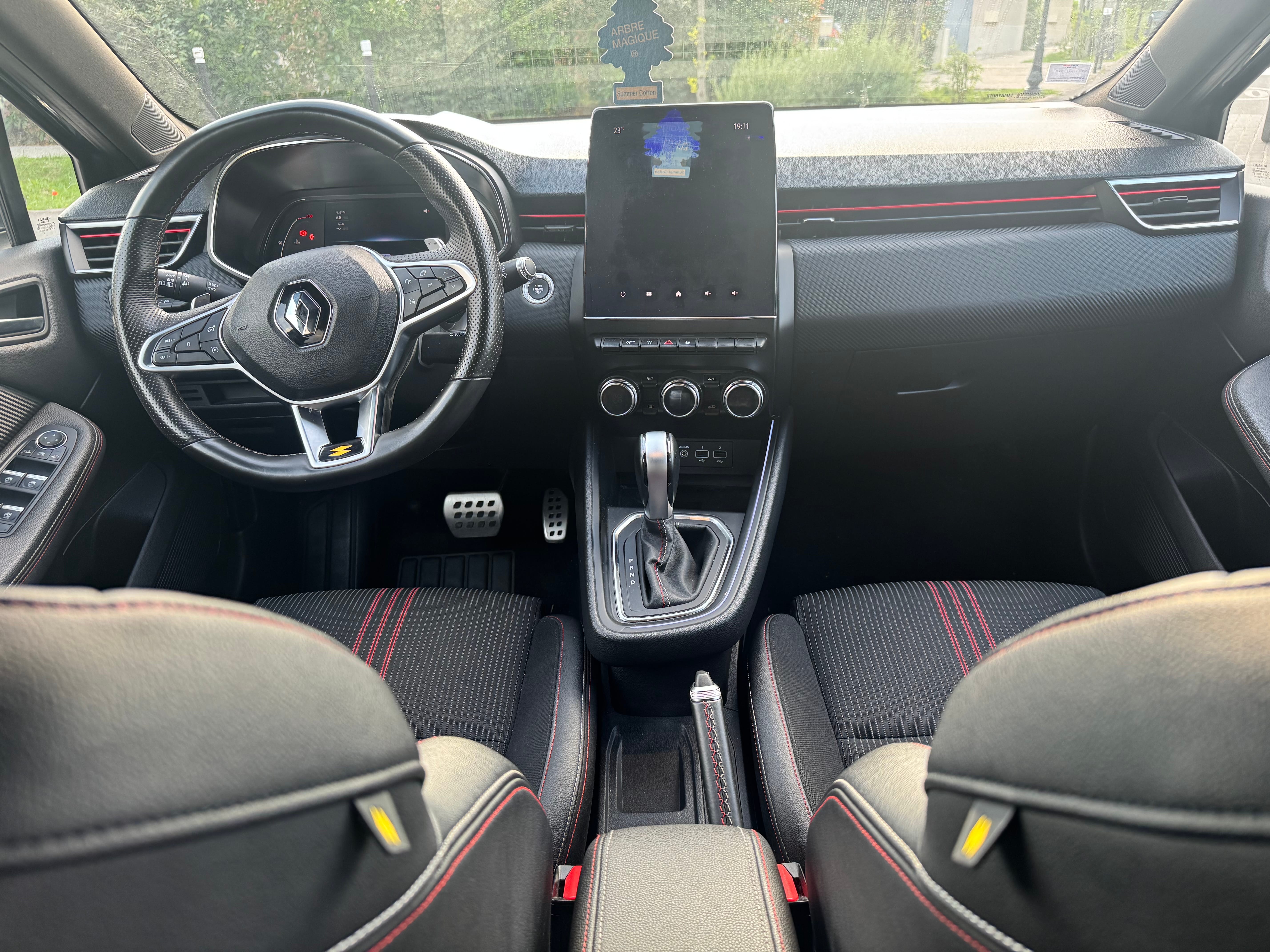 Renault Clio avec GPS