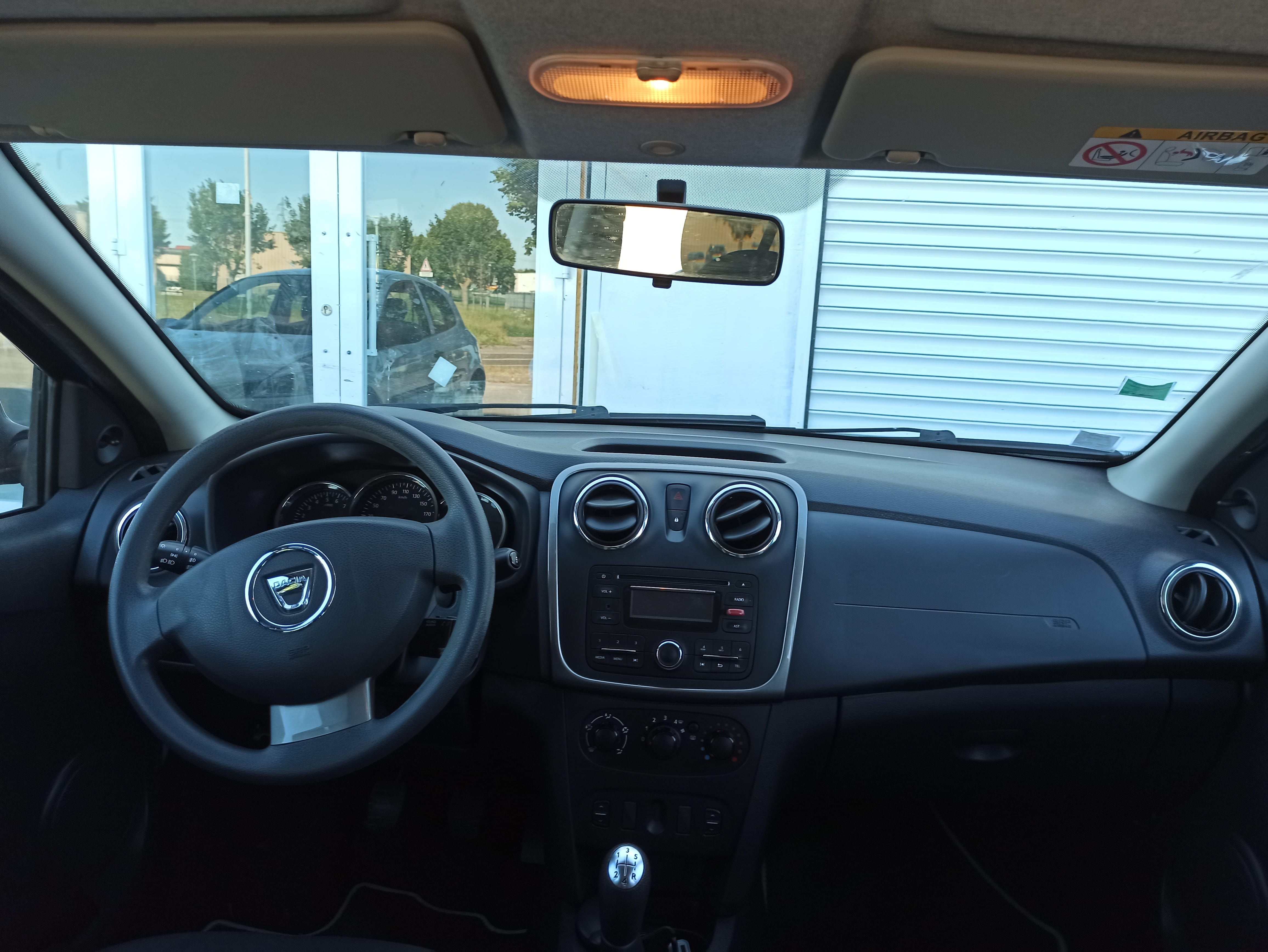 Dacia Sandero Stepway 1,5 L hdi 90cv avec Port USB
