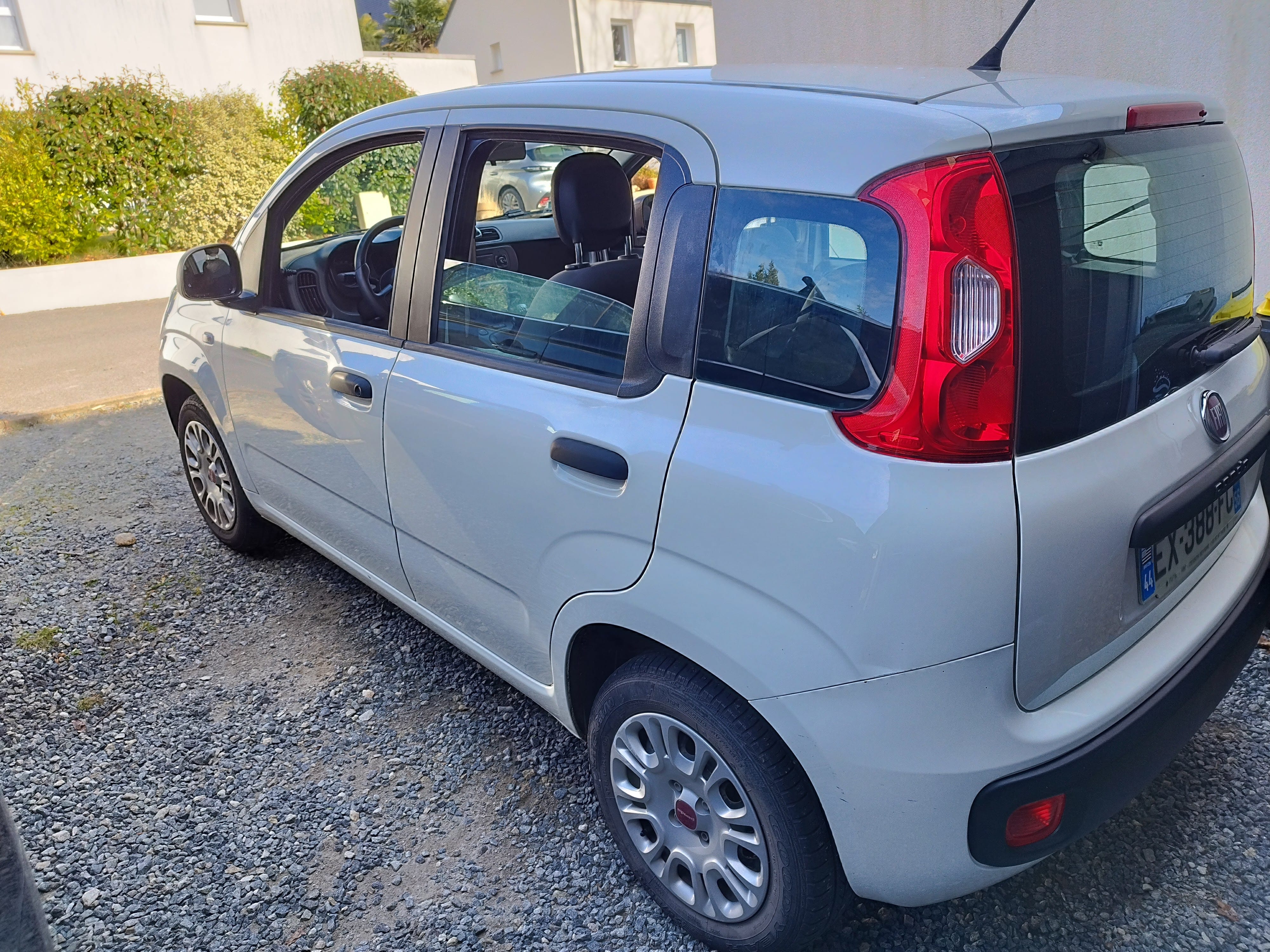 Fiat Panda Pop avec Siège bébé