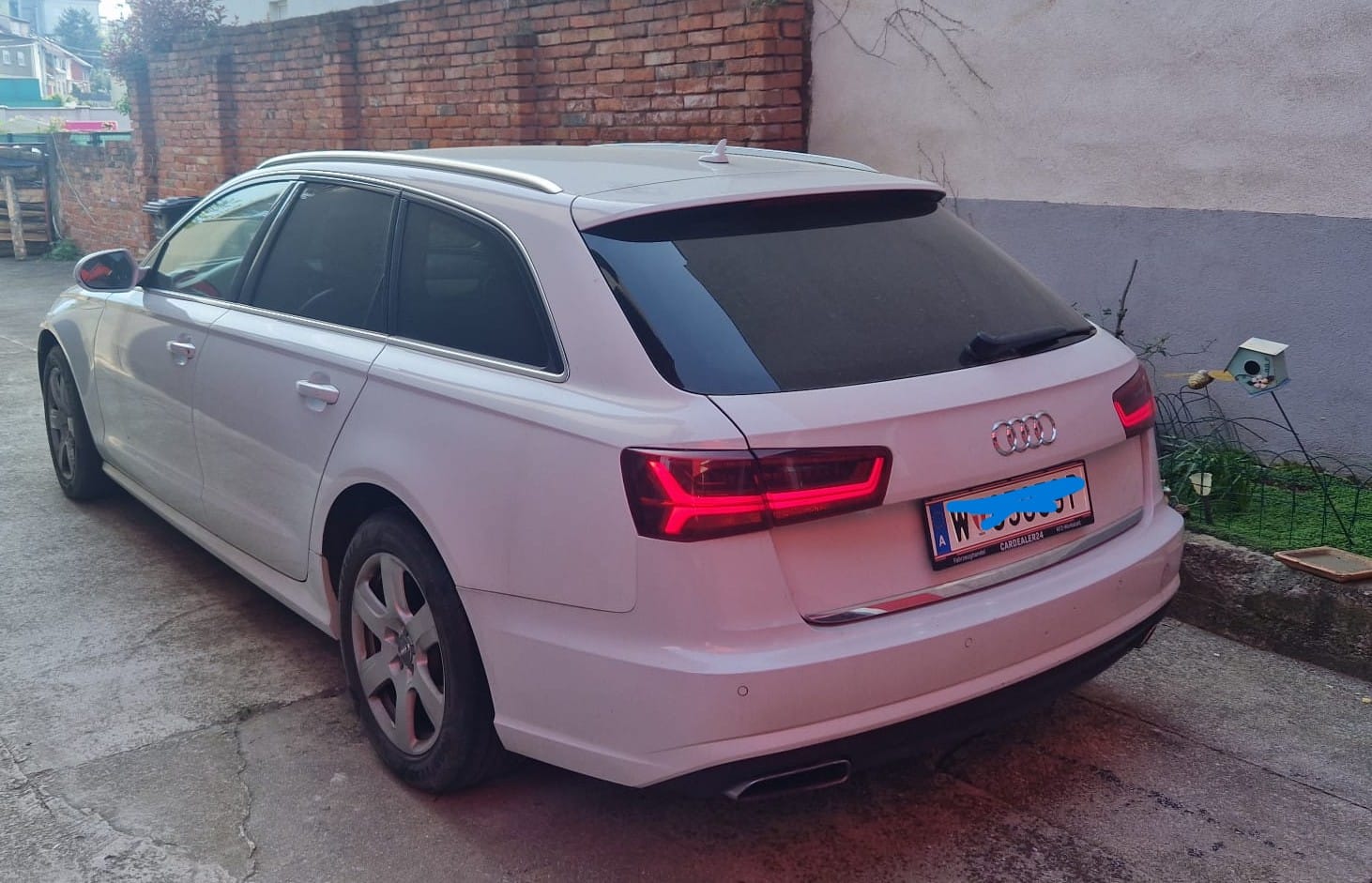 Audi A6 Avant mit Klimaanlage