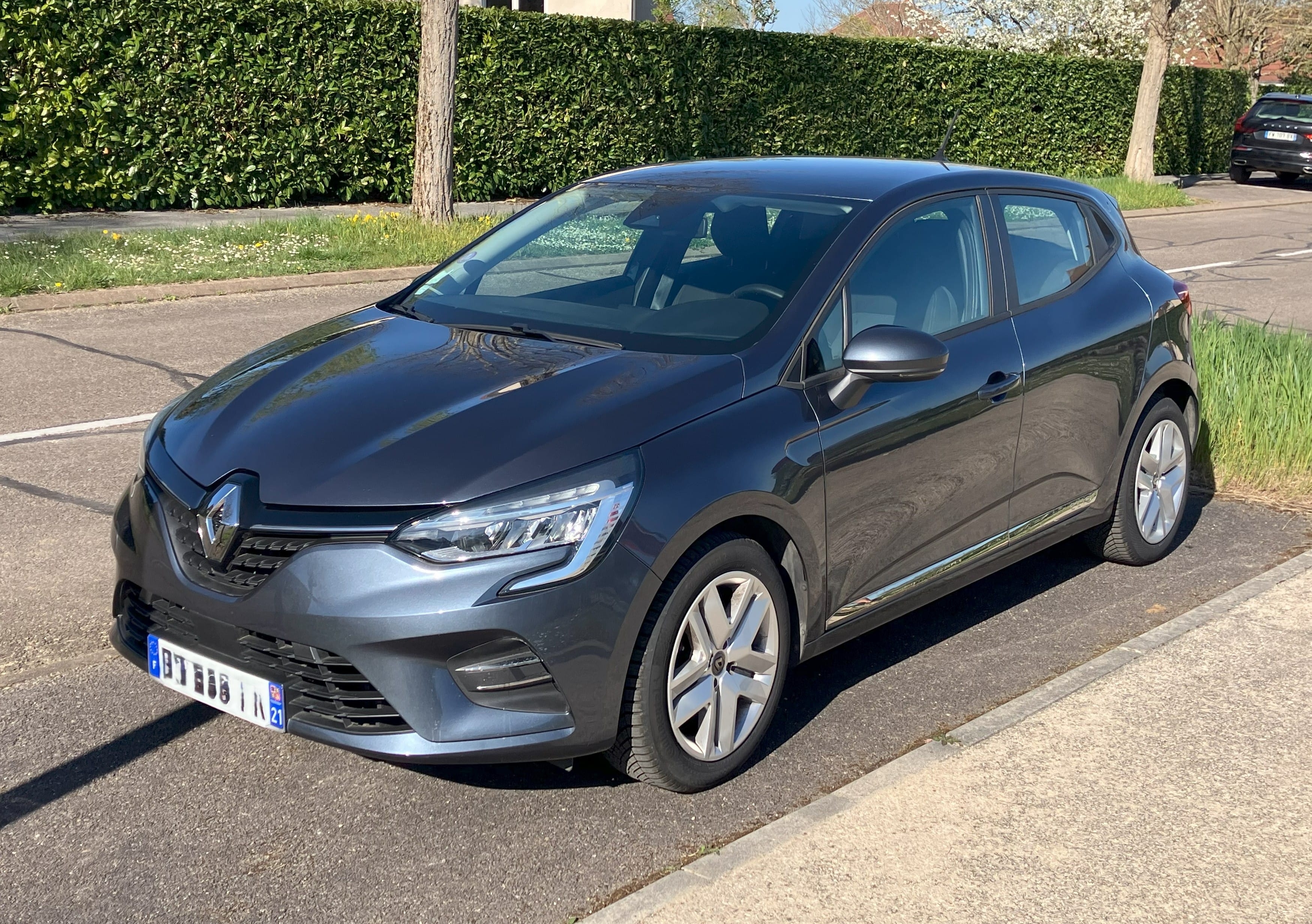 Renault Clio 5, 2019, Essence 95