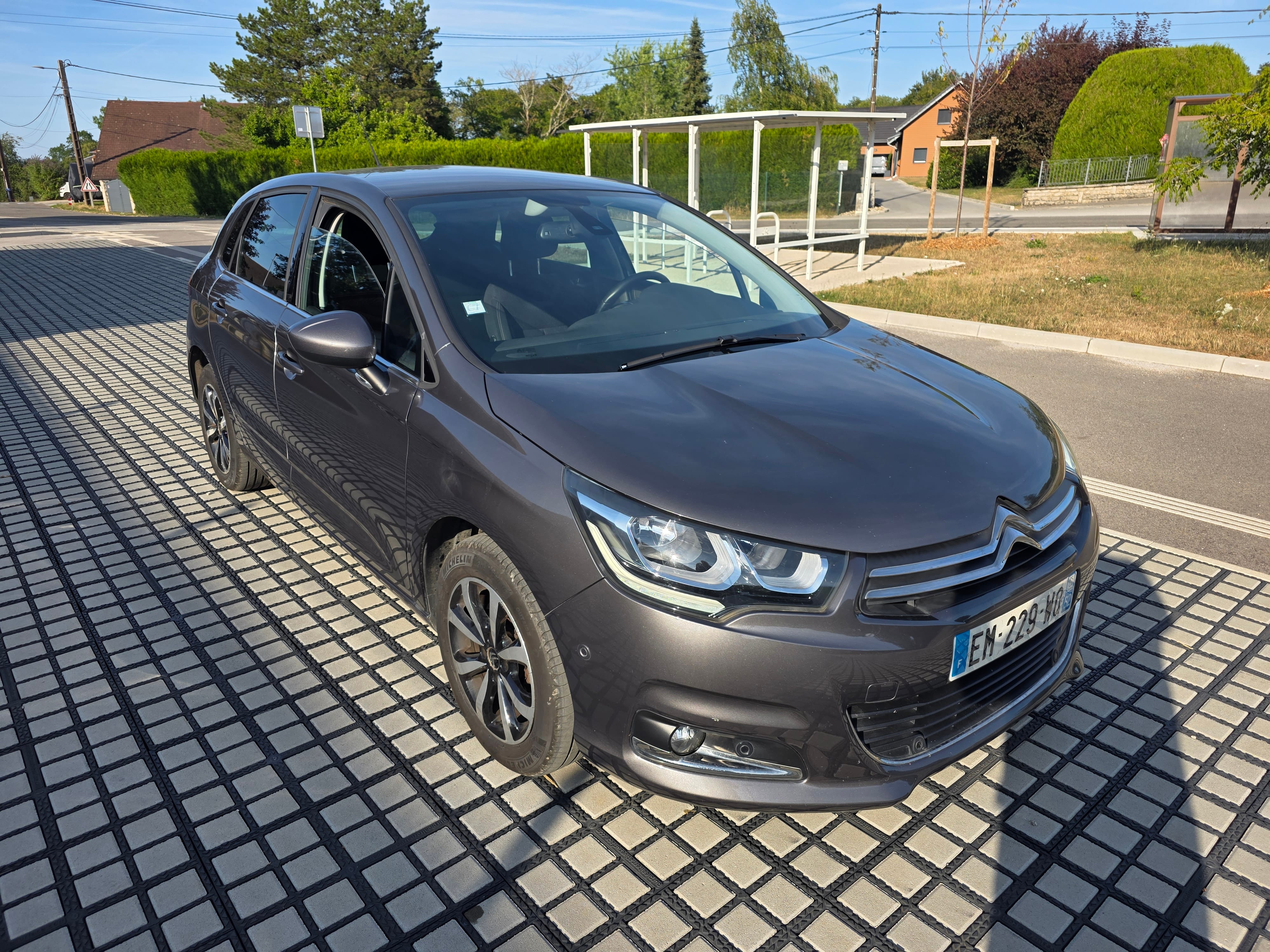 Citroen C4 avec Port USB