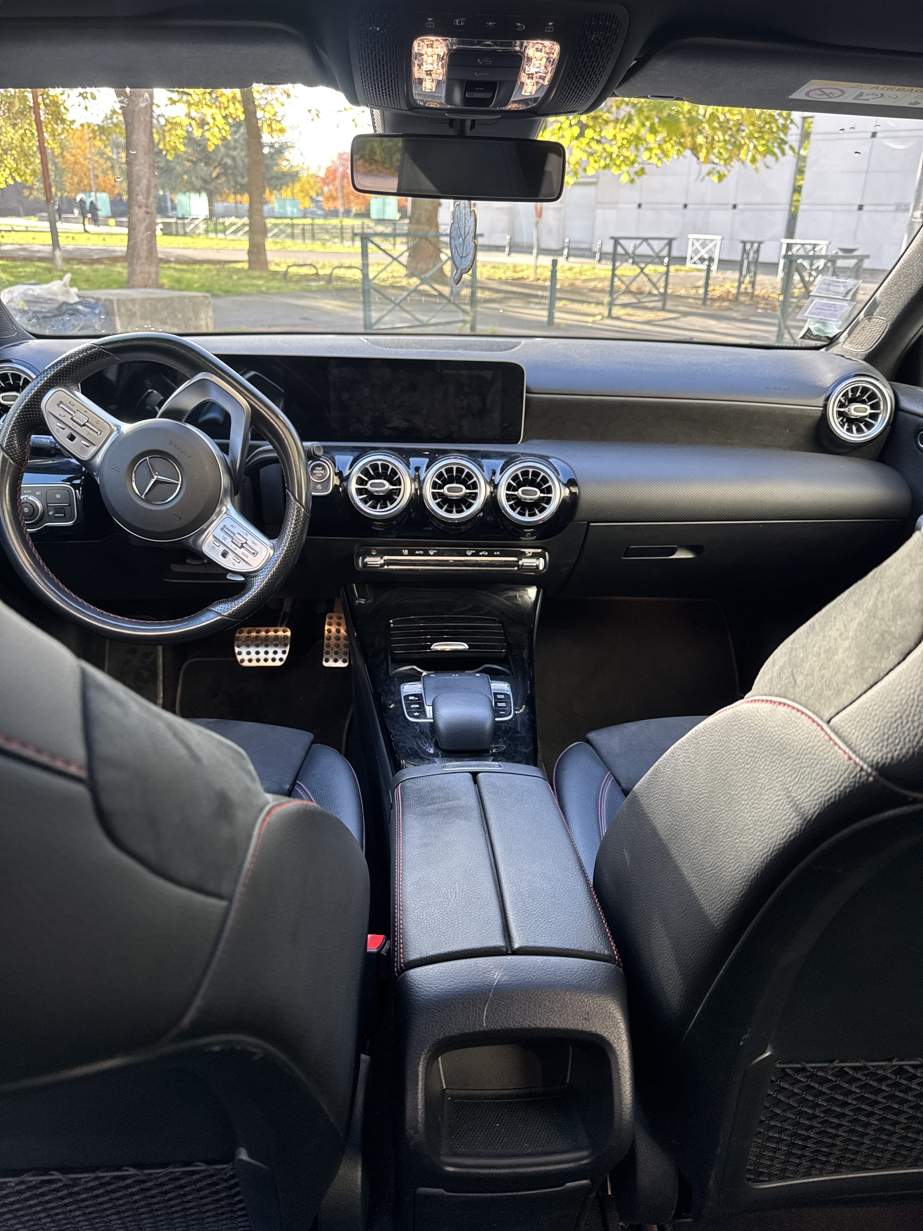 Mercedes-Benz Classe A 180 avec GPS