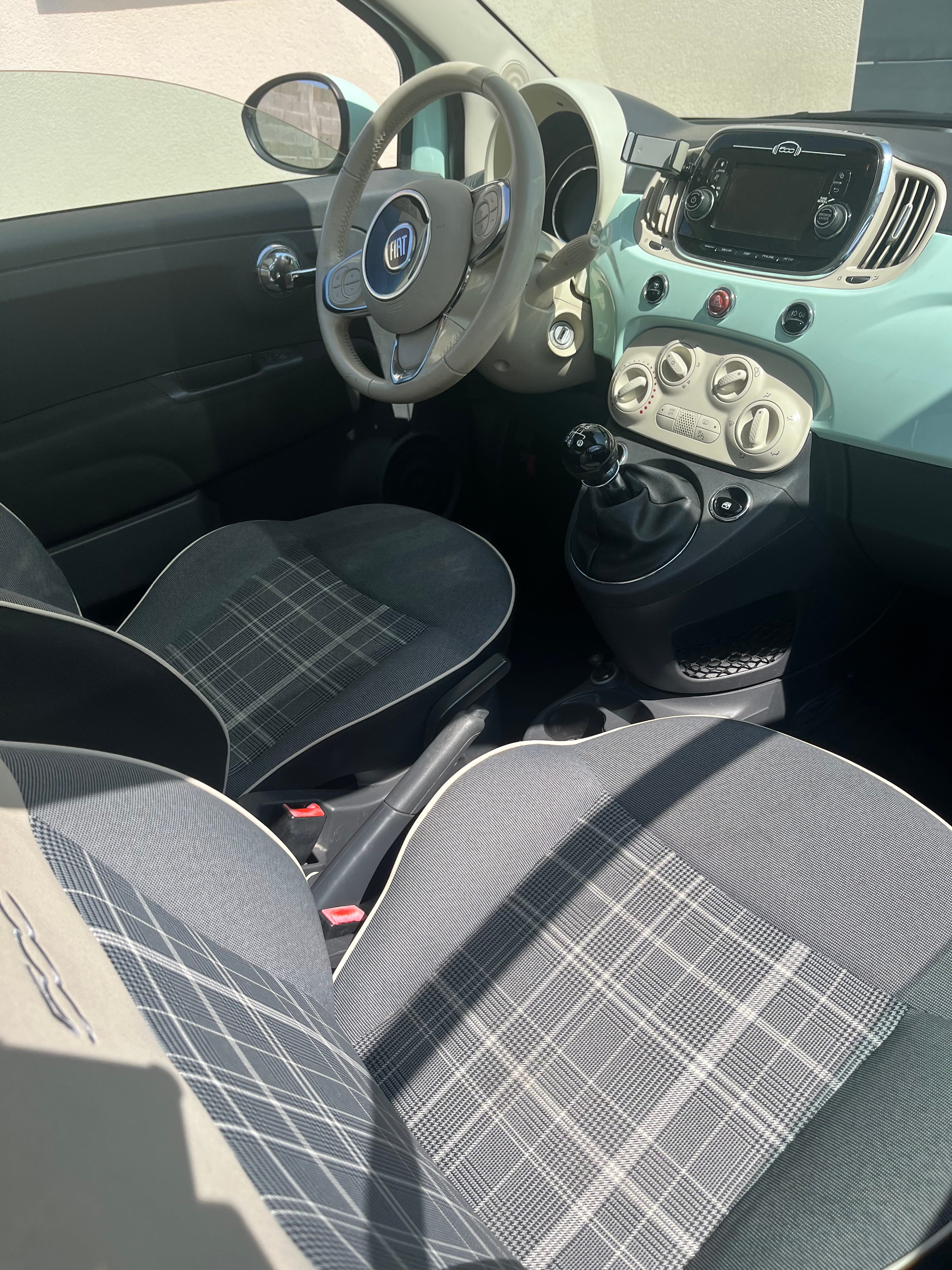 Fiat 500 Lounge avec Autoradio