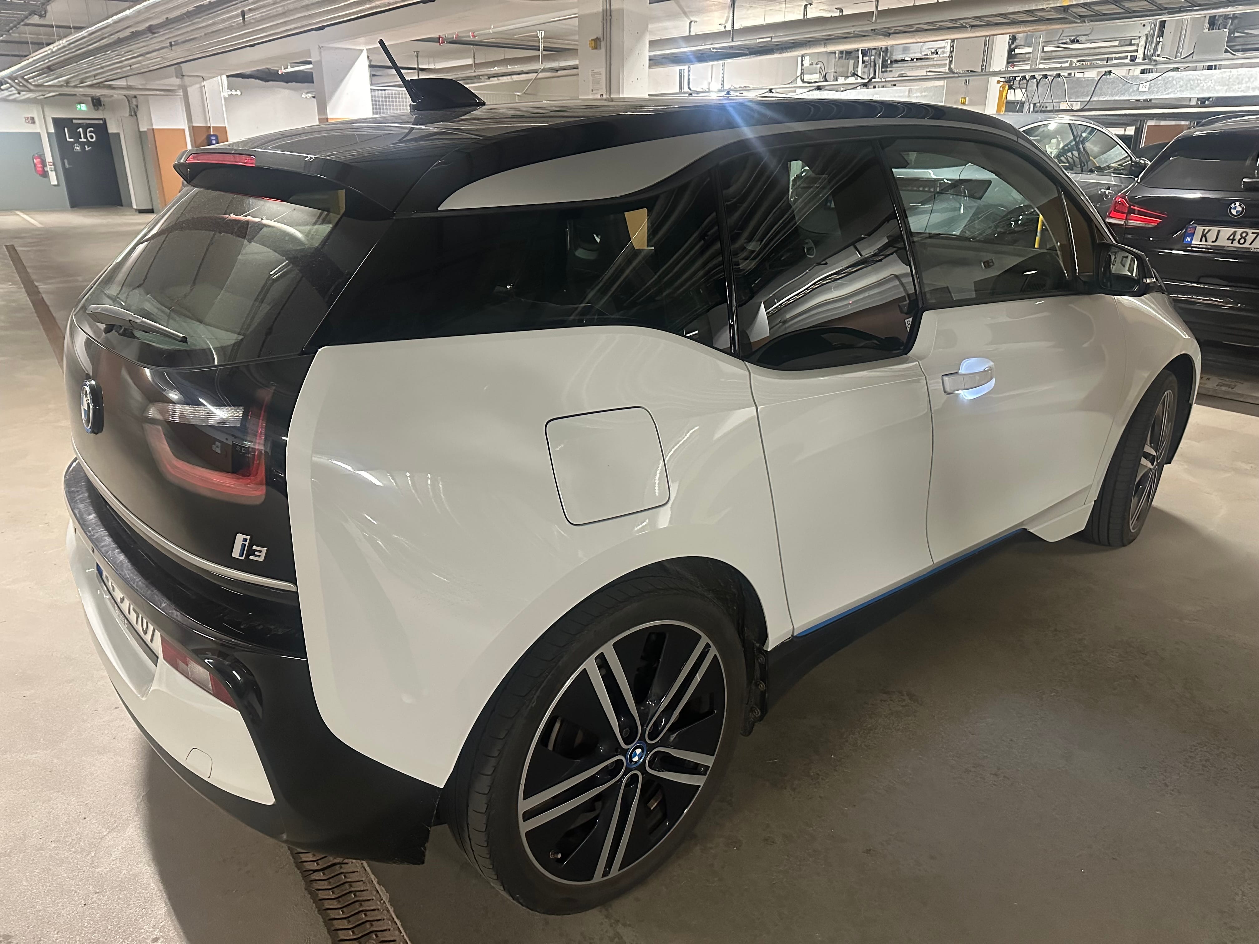 BMW i3 med Ryggekamera