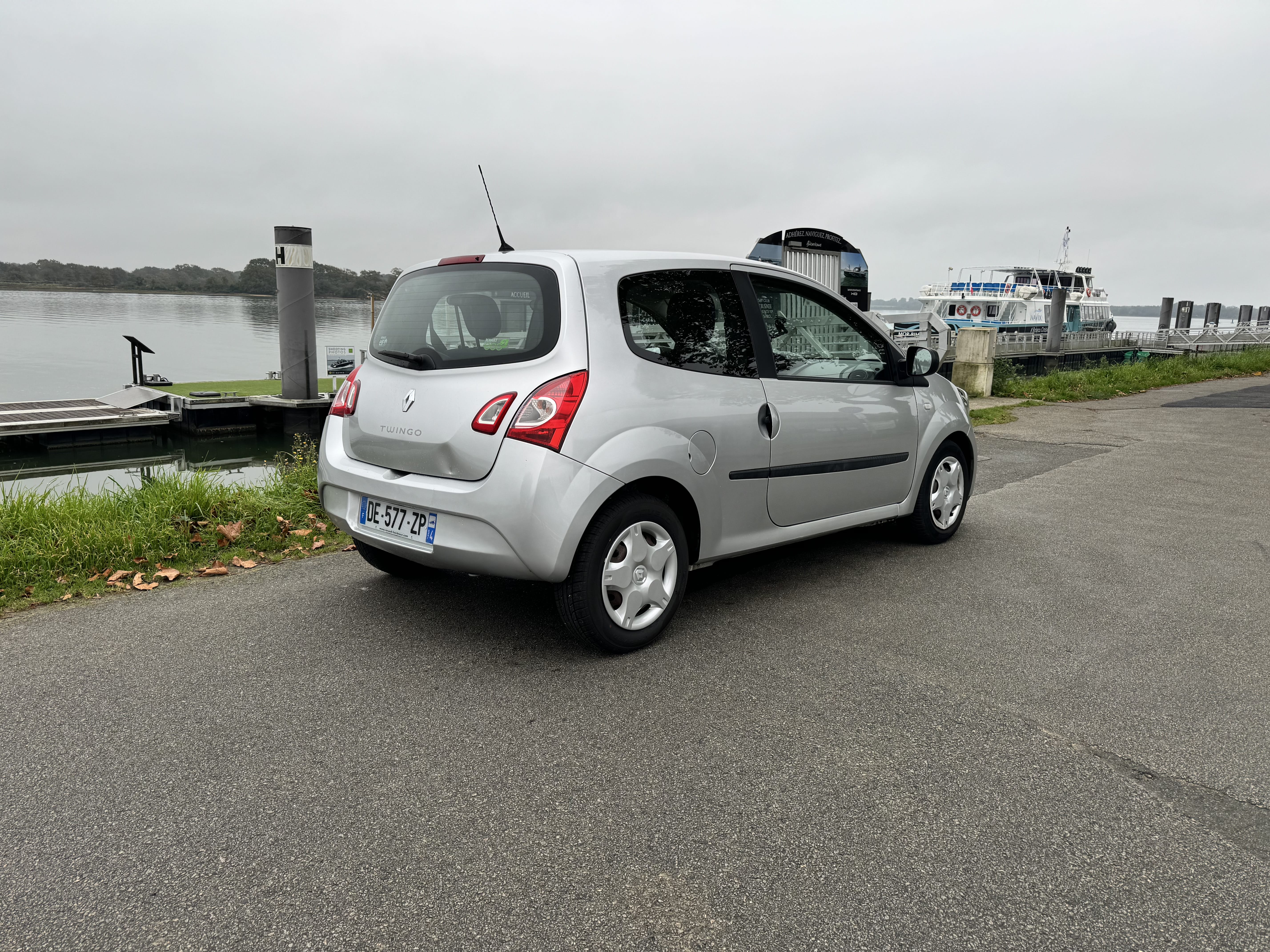 Renault Twingo II avec Siège bébé