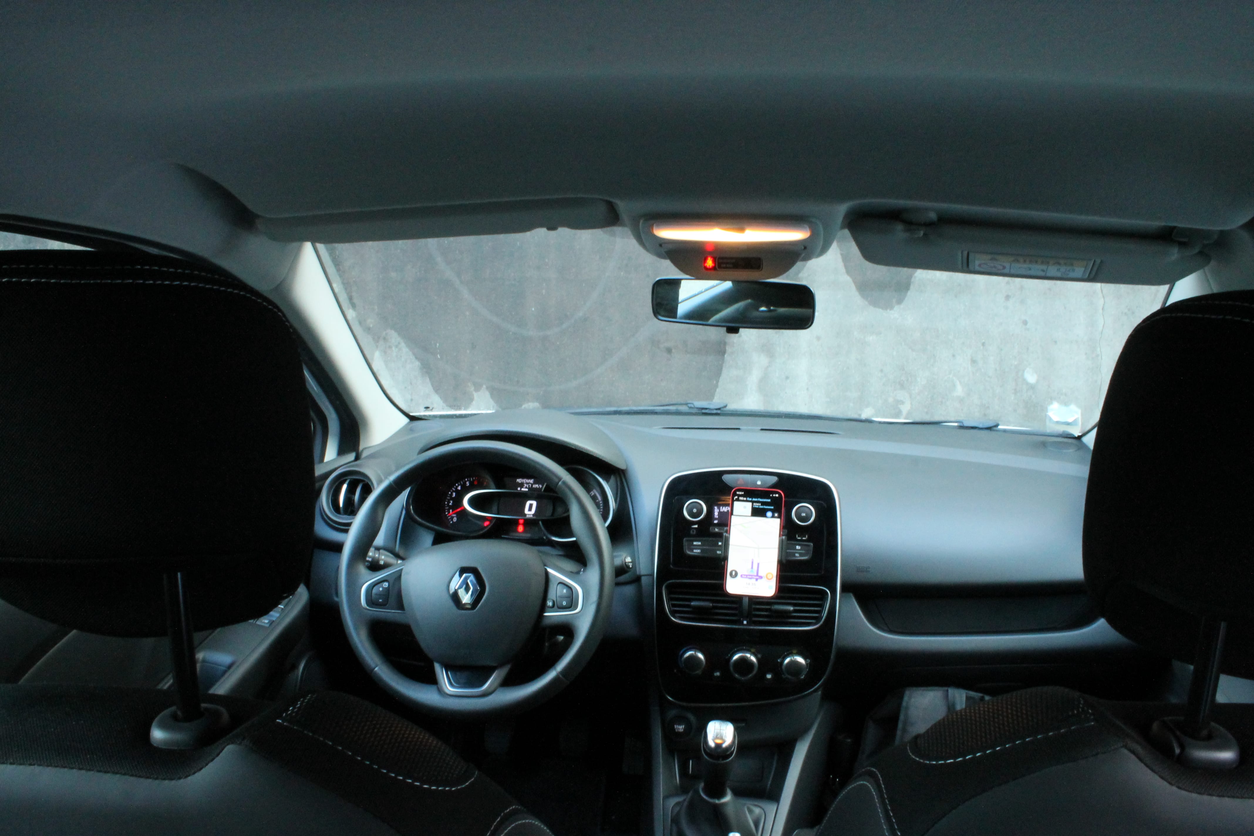 Renault Clio ES996TL avec Chaines