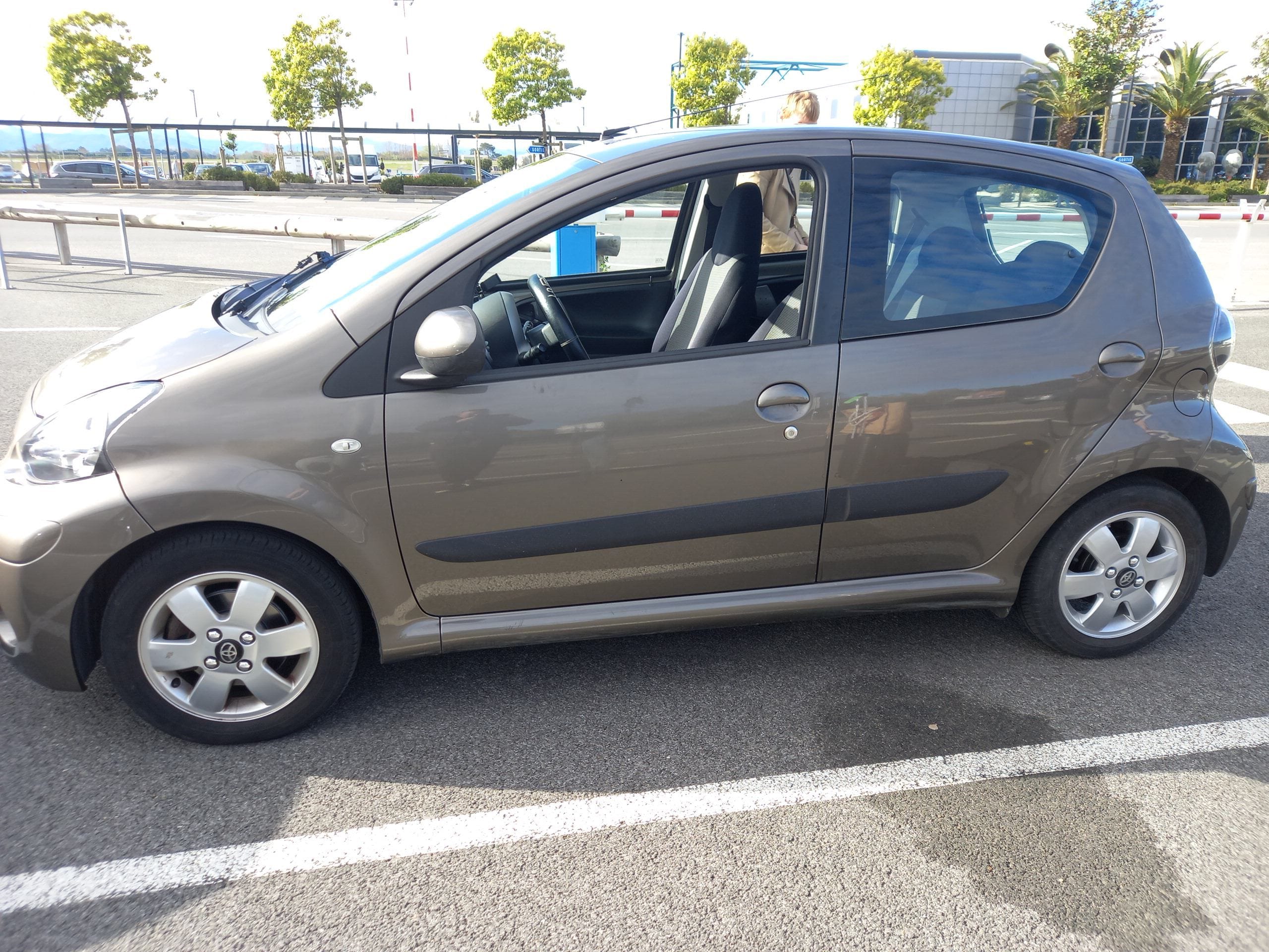 Toyota Aygo DYNAMIC II avec Siège bébé