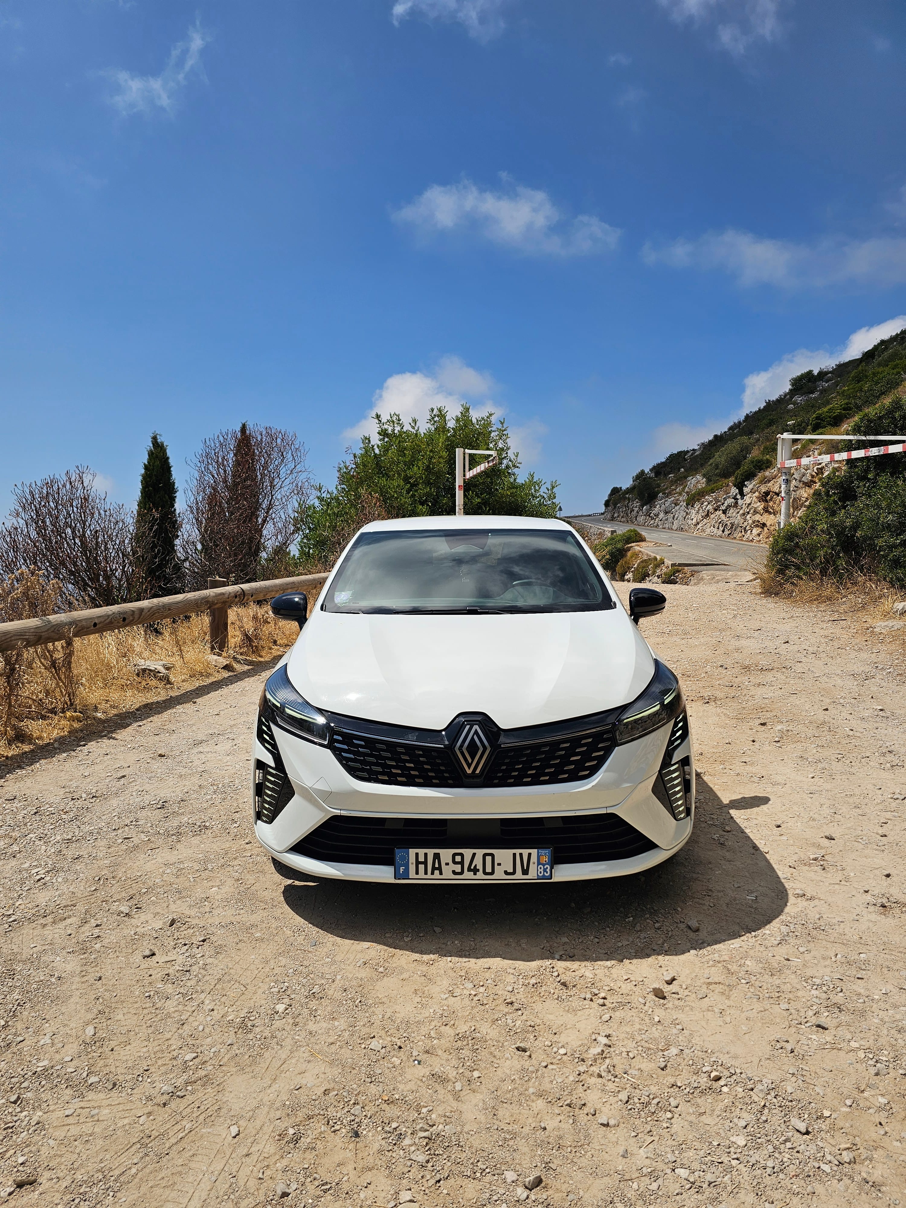 Renault Clio E-tech con Control de velocidad