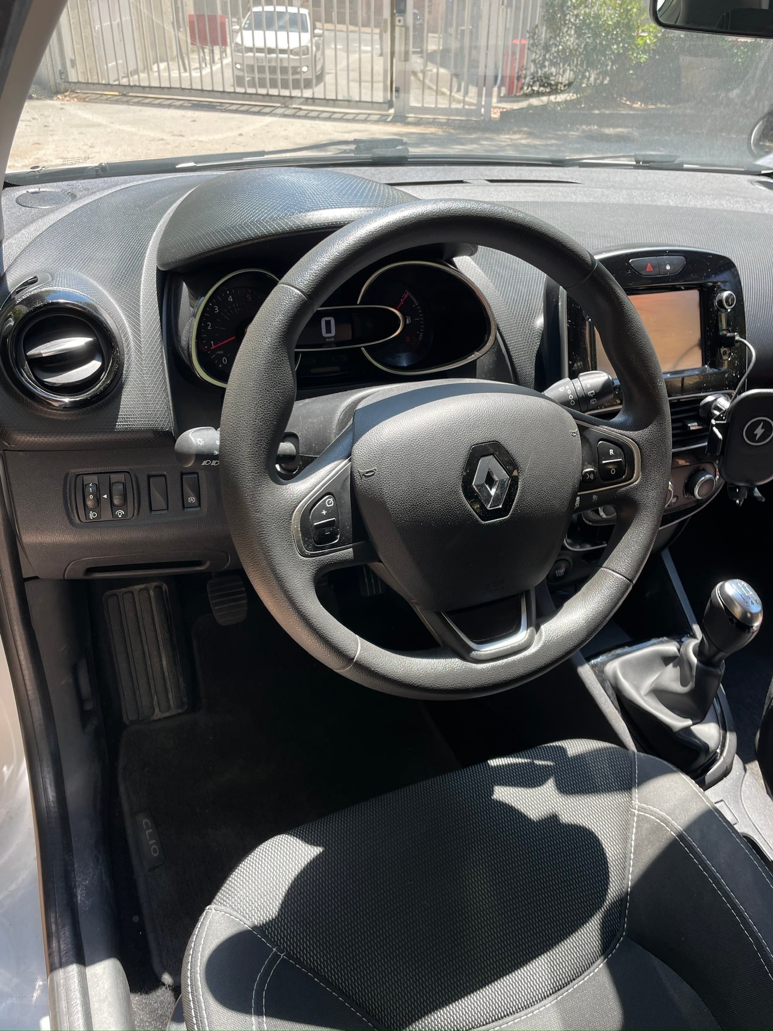 Renault Clio 1.5 DCI économique avec Audio Bluetooth