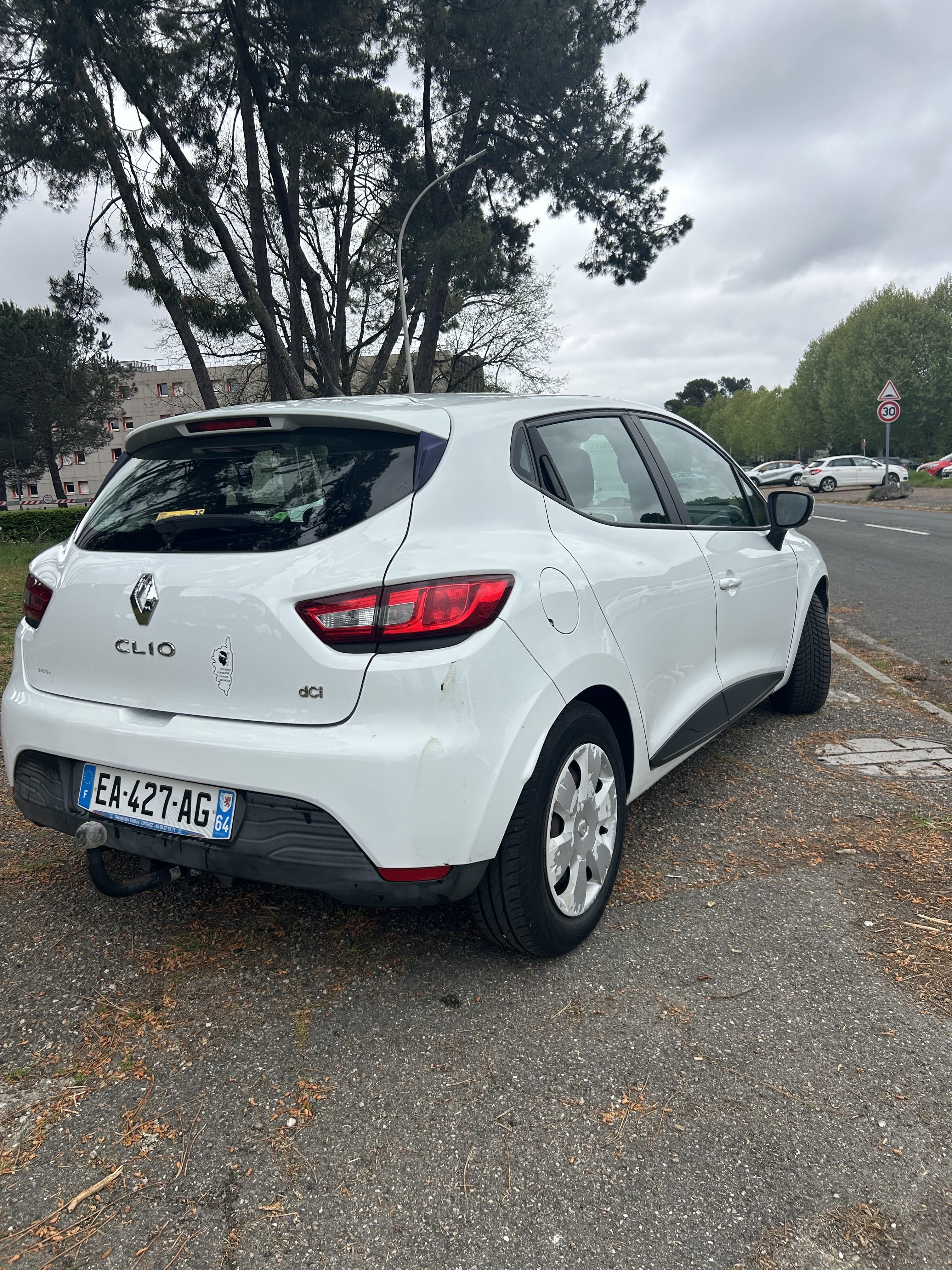 Renault Clio avec Climatisation