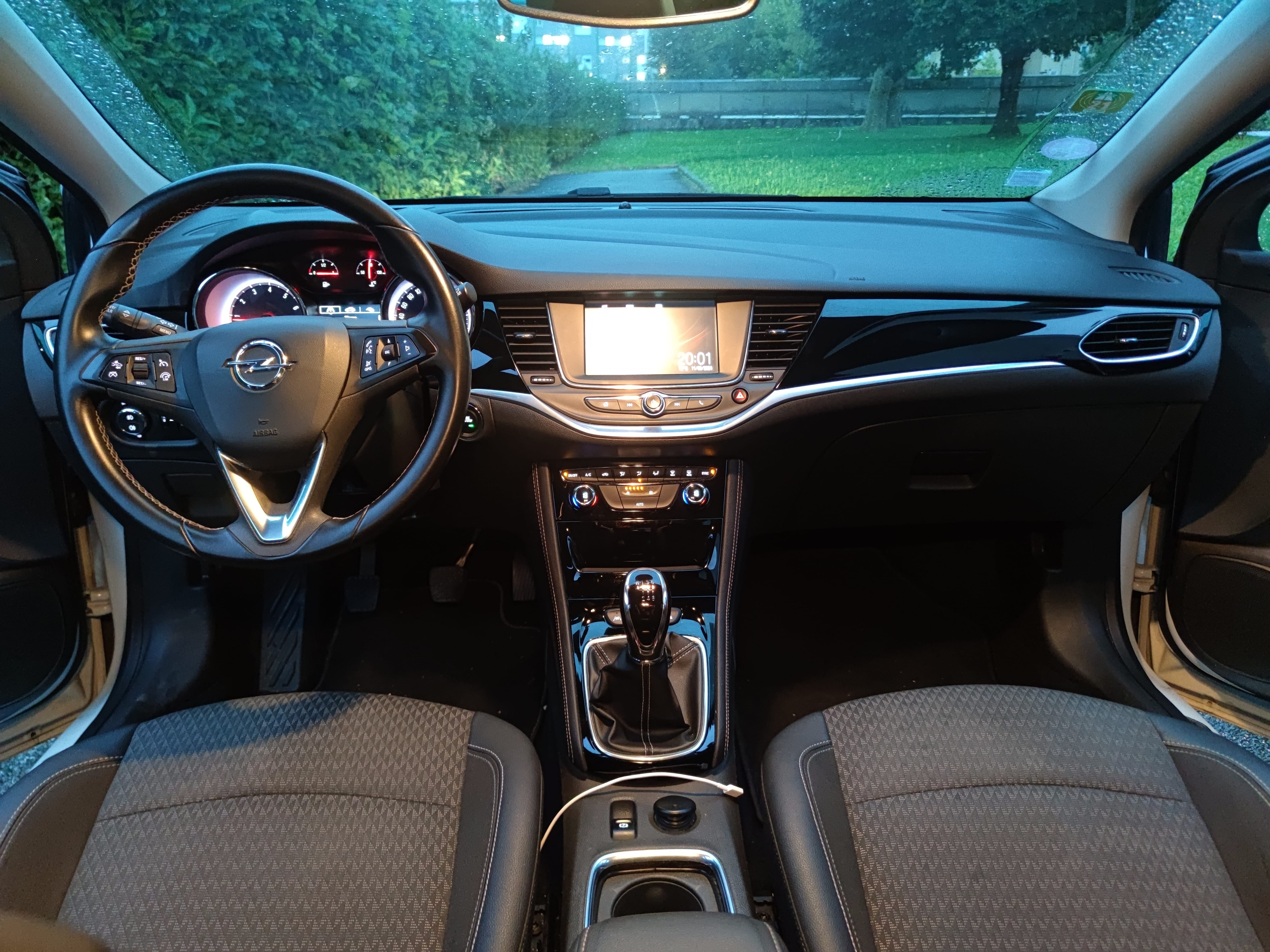 Opel Astra Innovation avec Régulateur de vitesse