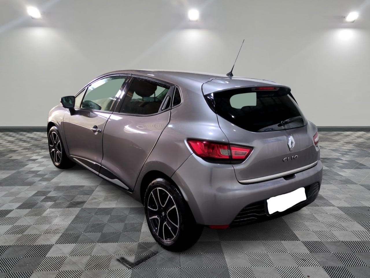 Renault Clio 1.2 avec GPS