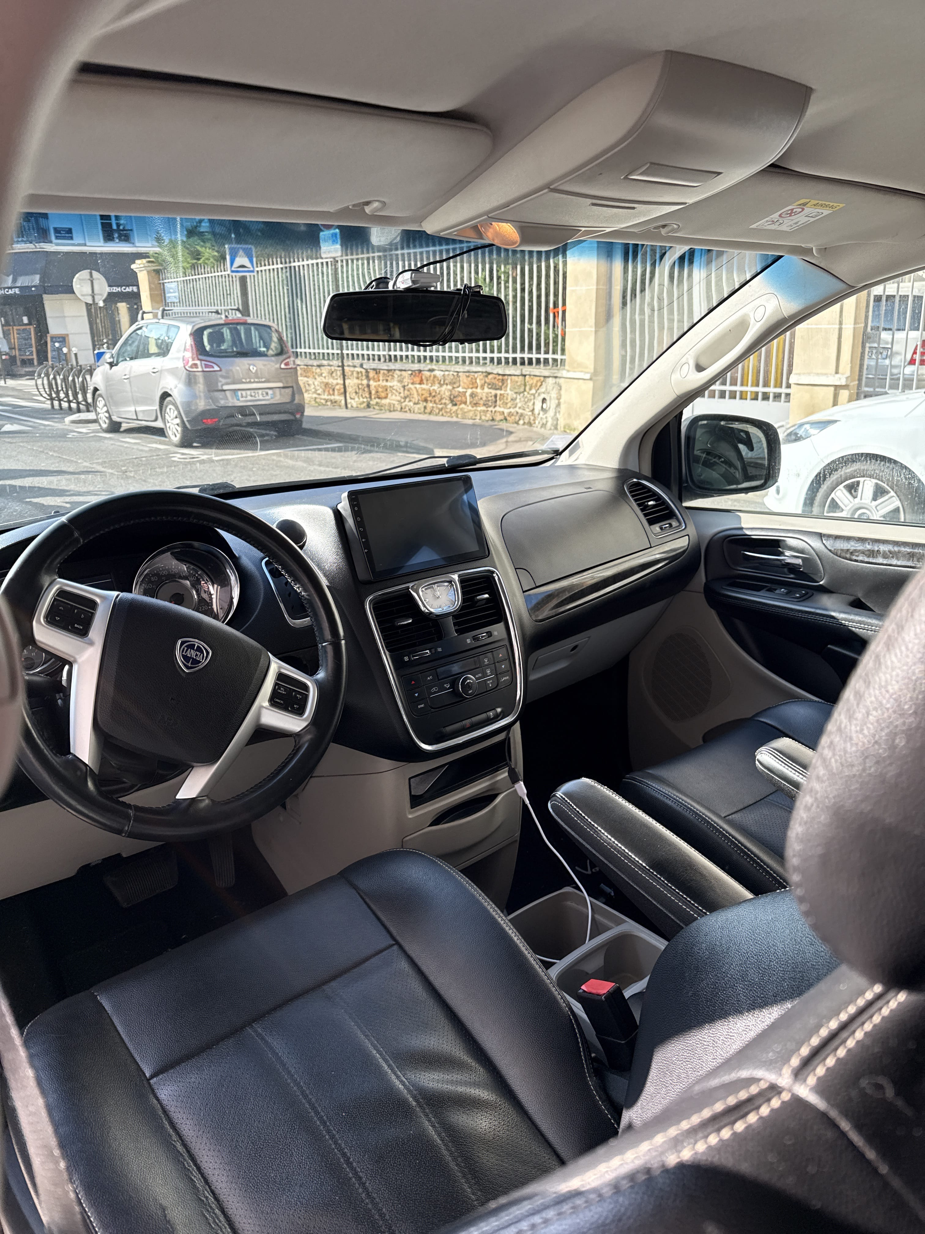 Lancia Voyager 2.8 diesel 177 cv avec Régulateur de vitesse