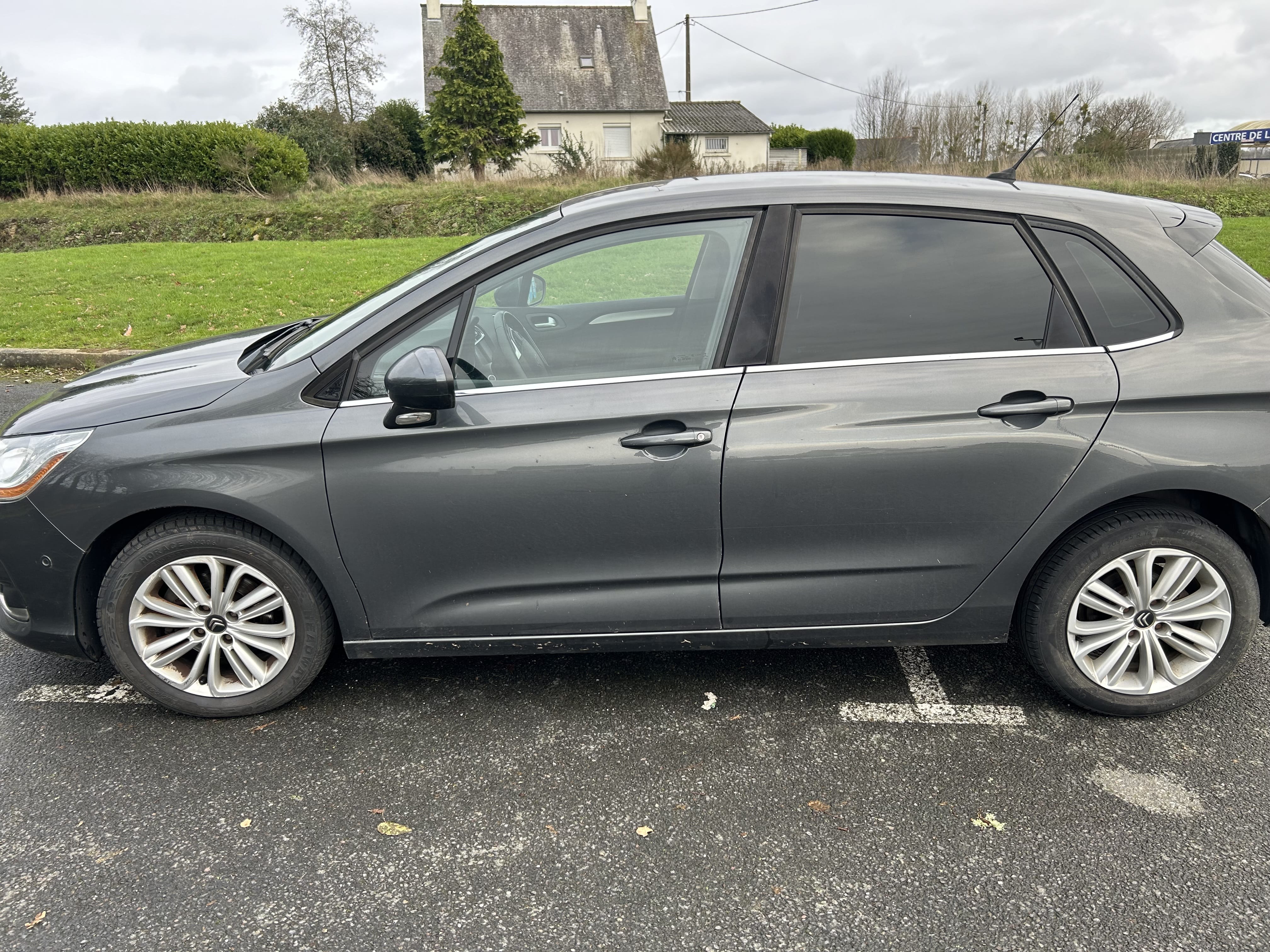 Citroen C4 1.6 e-hdi 115cv avec Climatisation