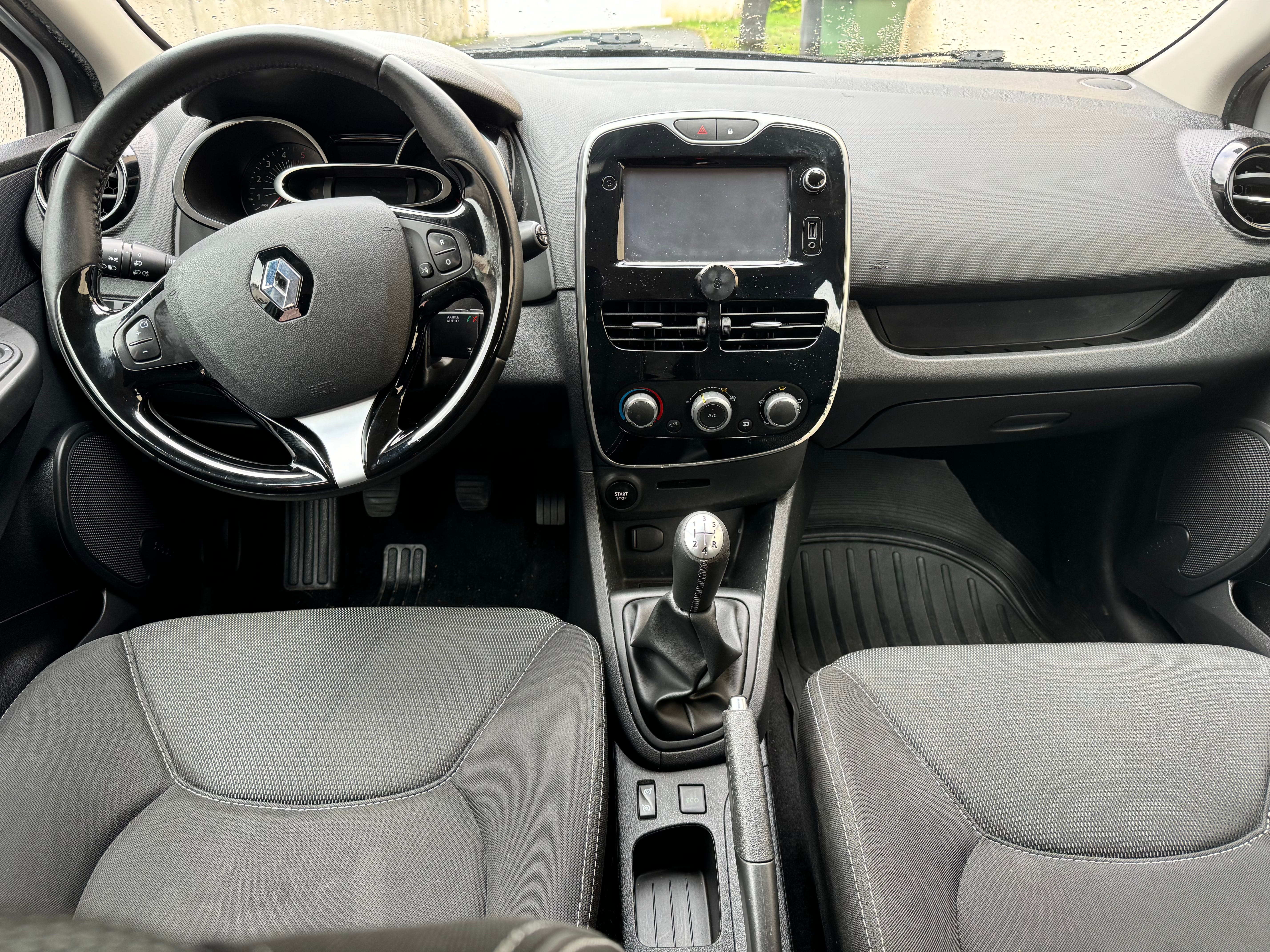 Renault Clio avec GPS