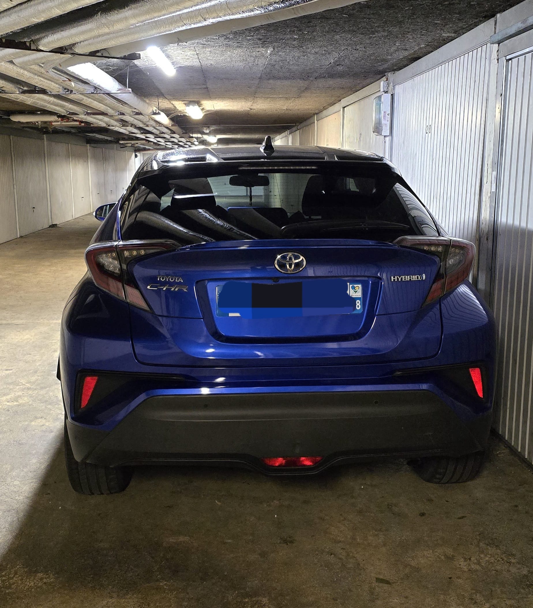 Toyota C-HR avec GPS
