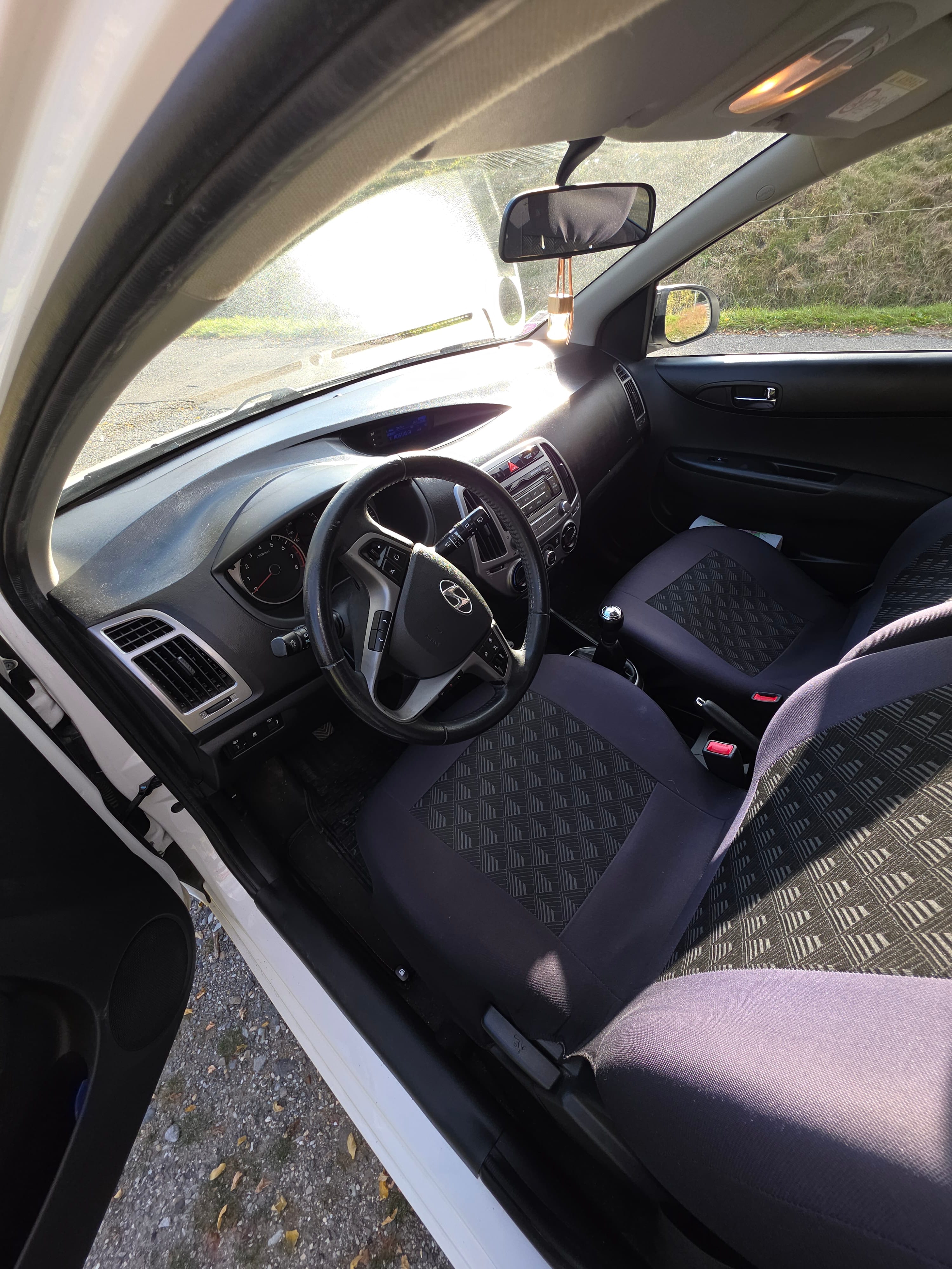 Hyundai i20 avec Siège bébé