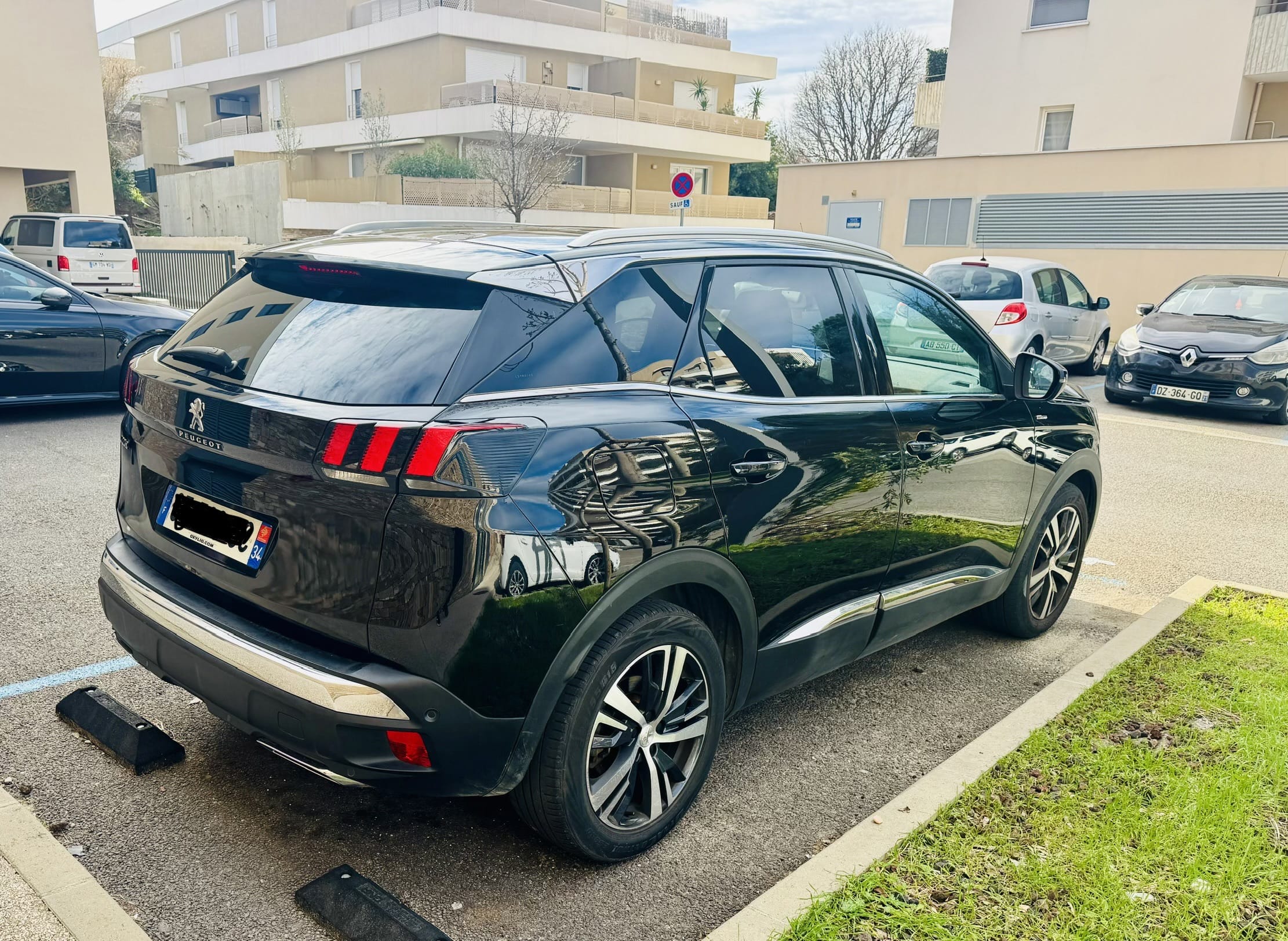 Peugeot 3008 1.2 Essence GT LINE avec GPS