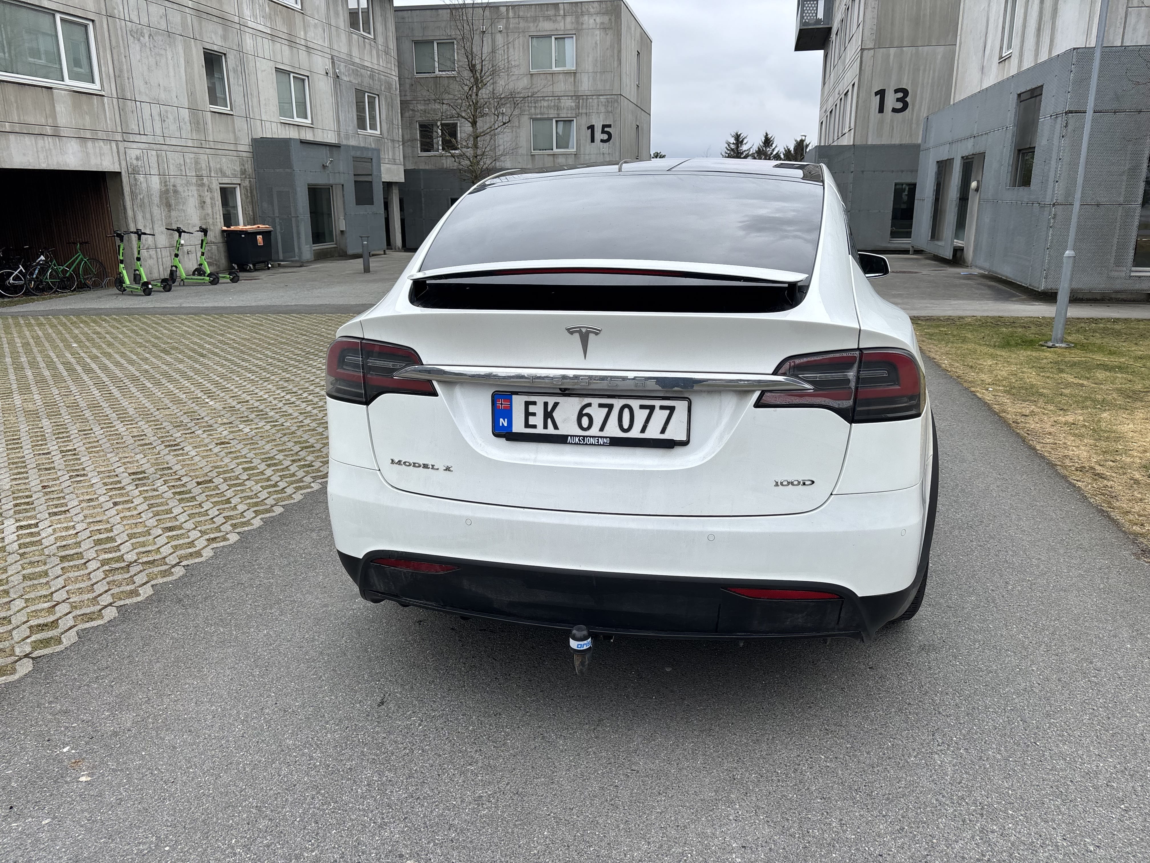Tesla Model X P100D med Firehjulstrekk