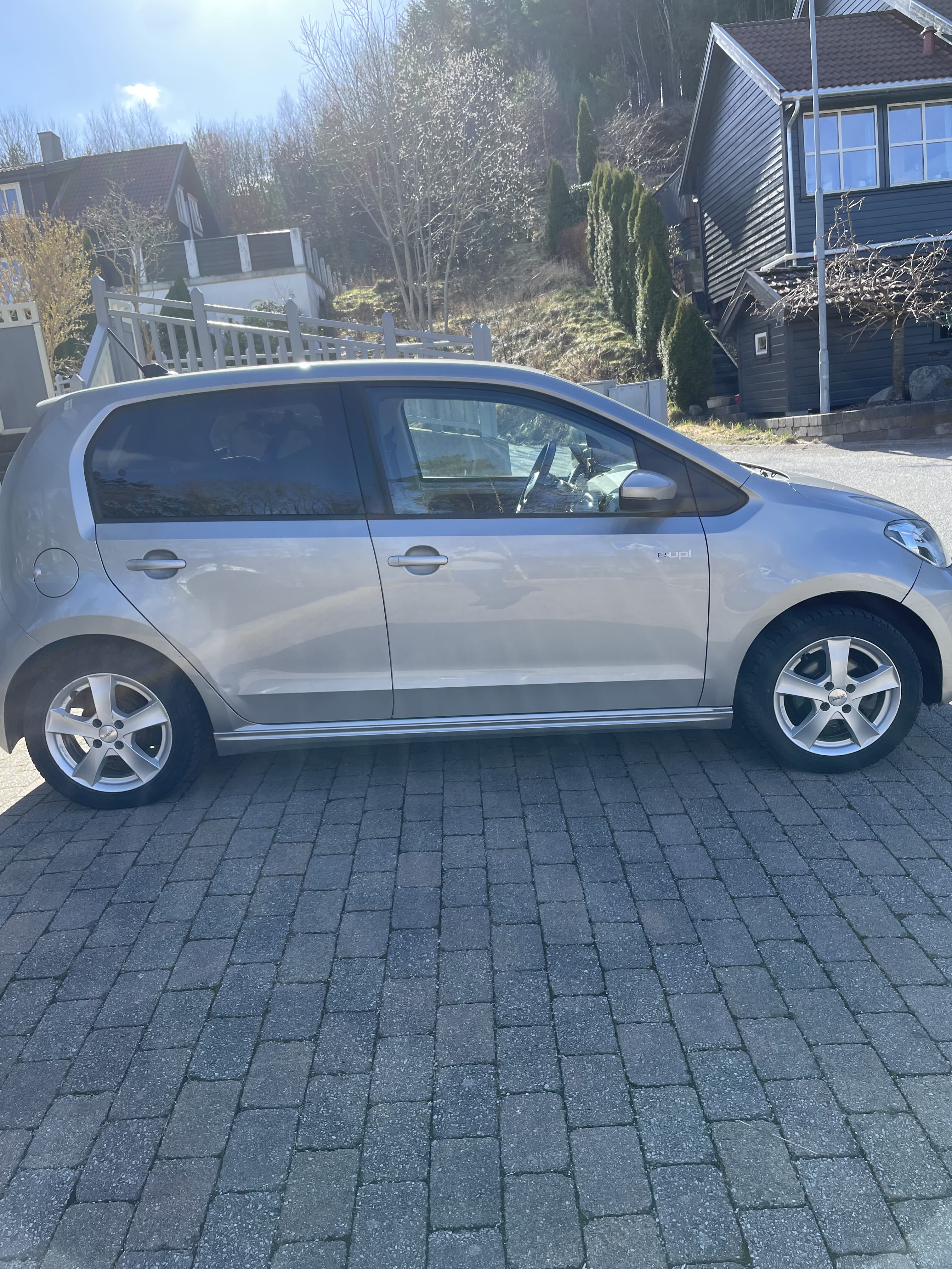 Volkswagen Up! med Babysete