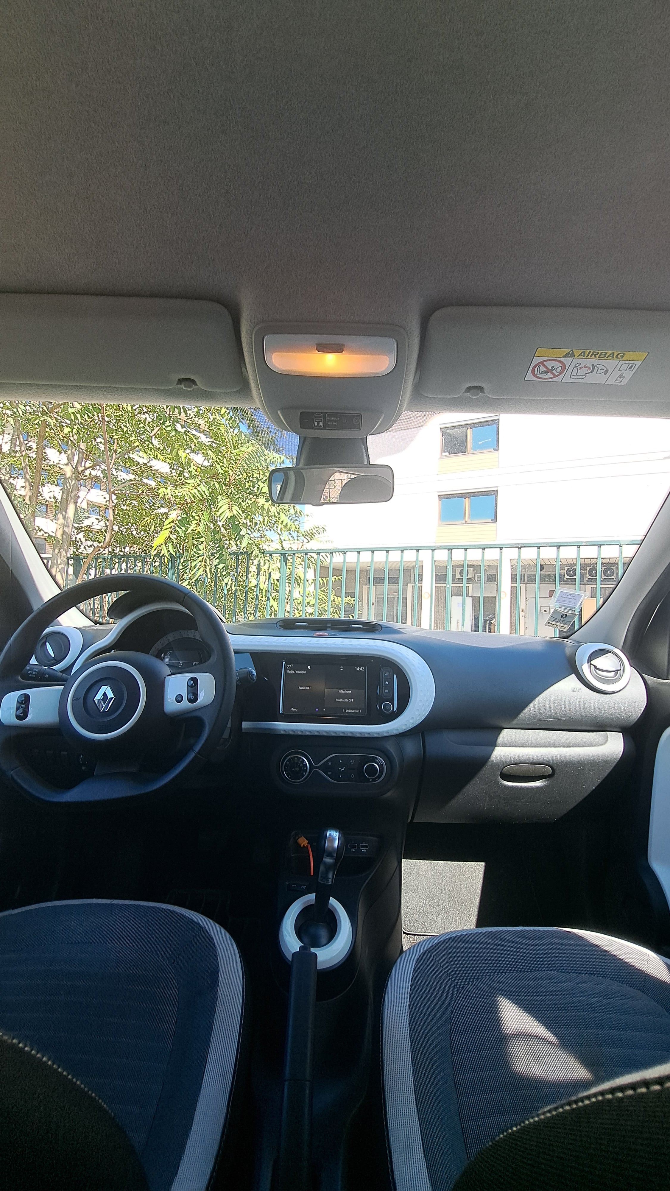 Renault Twingo E-Tech avec Apple CarPlay