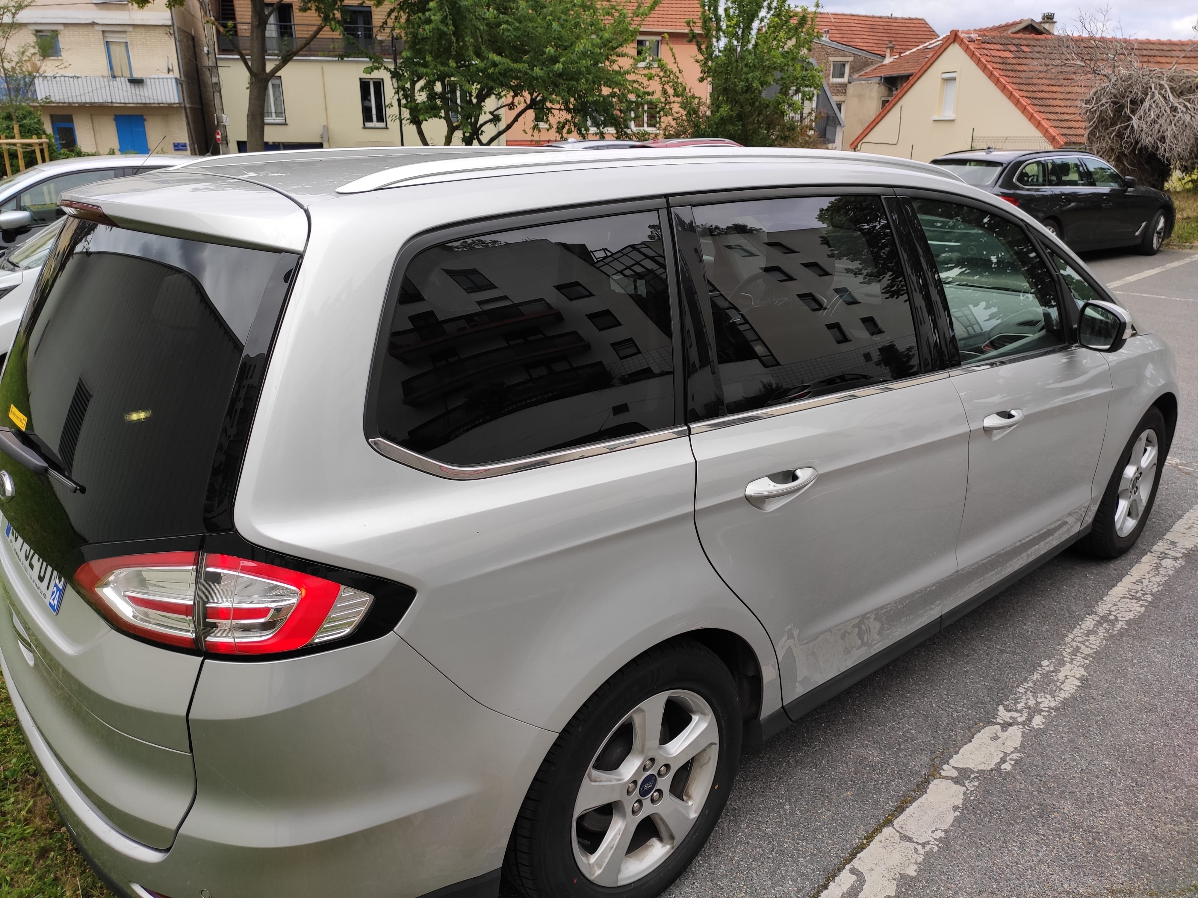 Ford Galaxy avec Climatisation