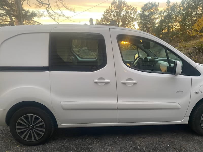 Peugeot Partner Varebil El med Aircondition