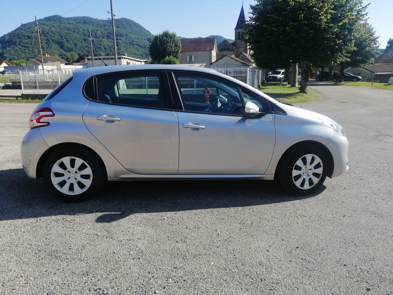 Peugeot 208 avec Climatisation