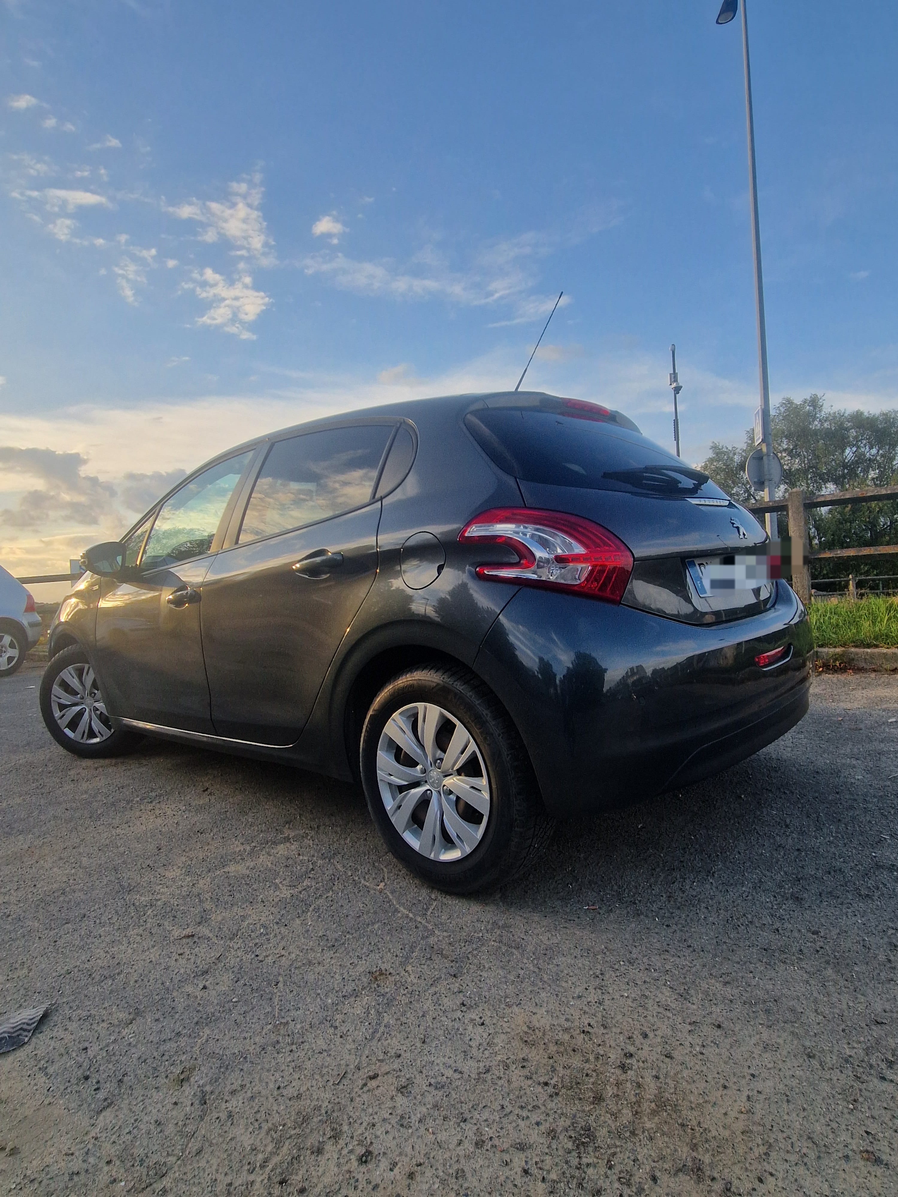 Peugeot 208 avec Régulateur de vitesse