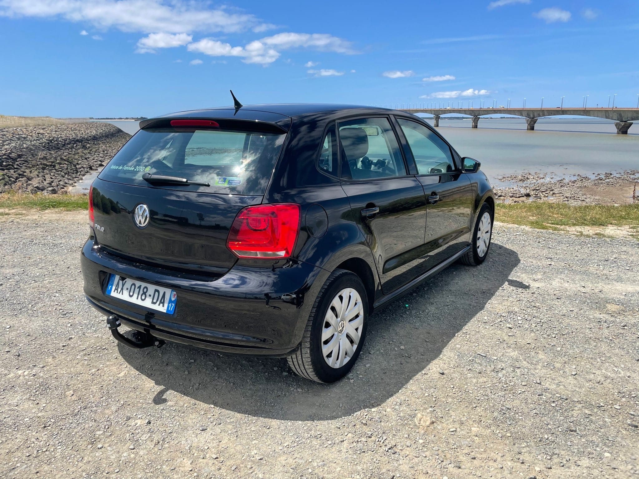 Volkswagen Polo V - Sur-équipé (+location 4 vélos max) - 1.2 - 70cv avec Régulateur de vitesse