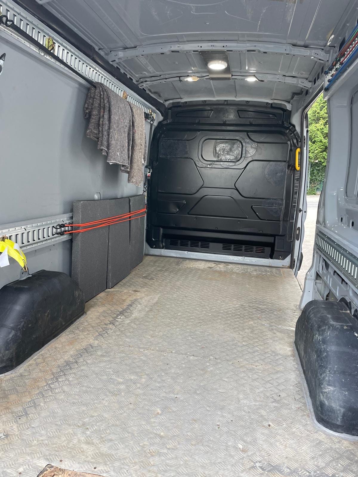 Ford Transit 250 (L3H2) 170ch long chassis | met GPS