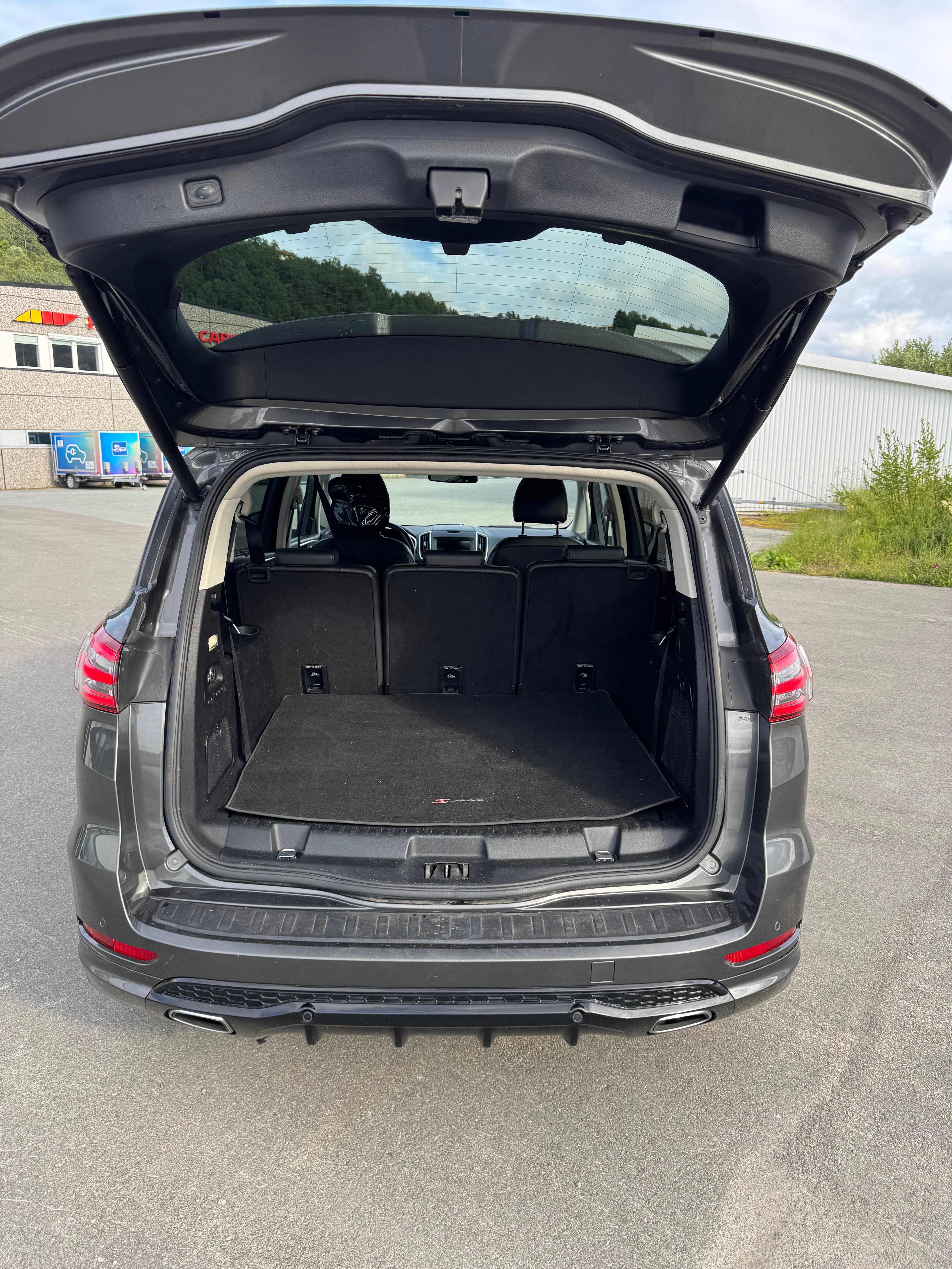 Ford S-Max med Cruisekontroll