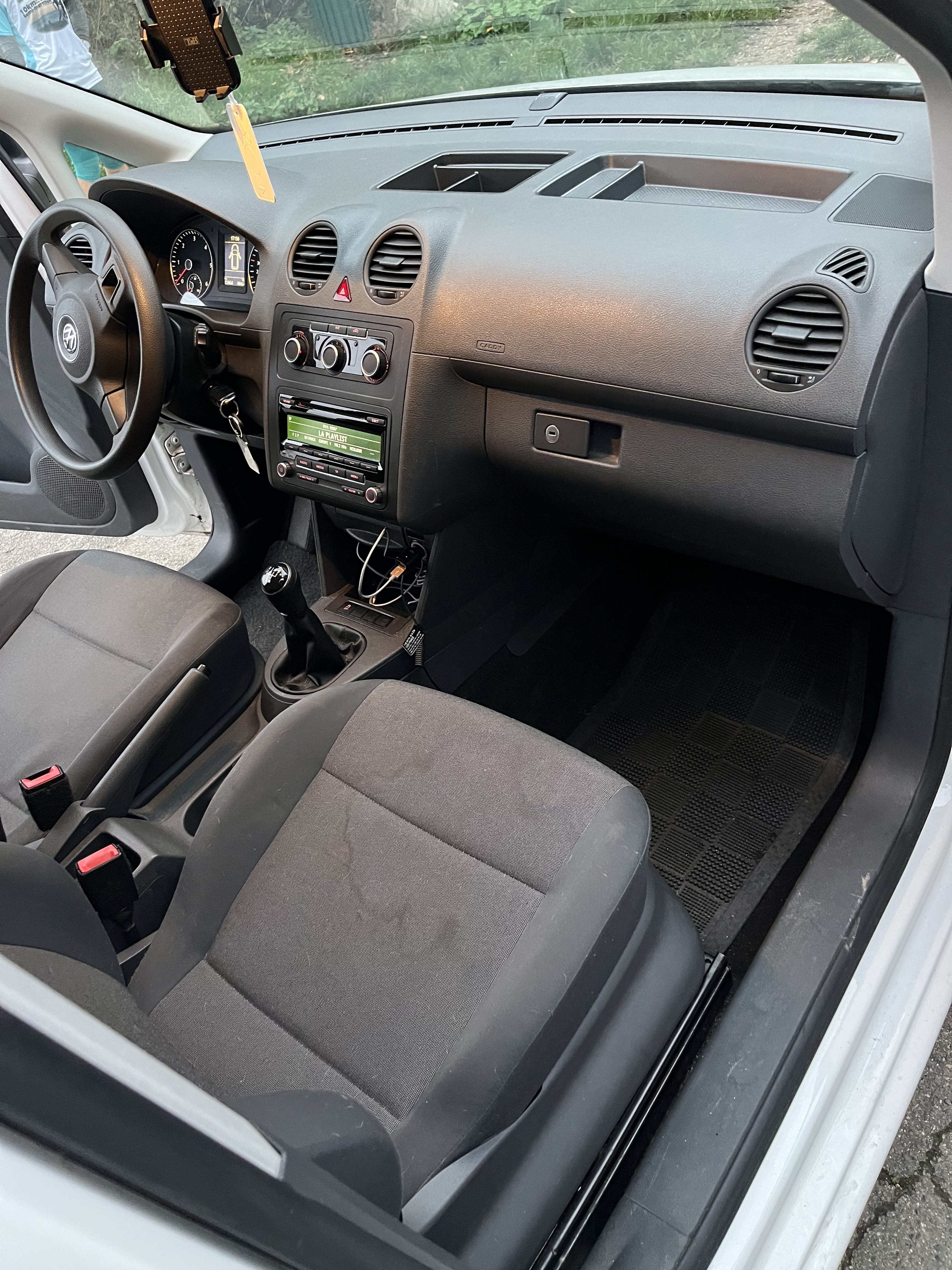 Volkswagen Caddy Maxi avec Entrée audio / iPod