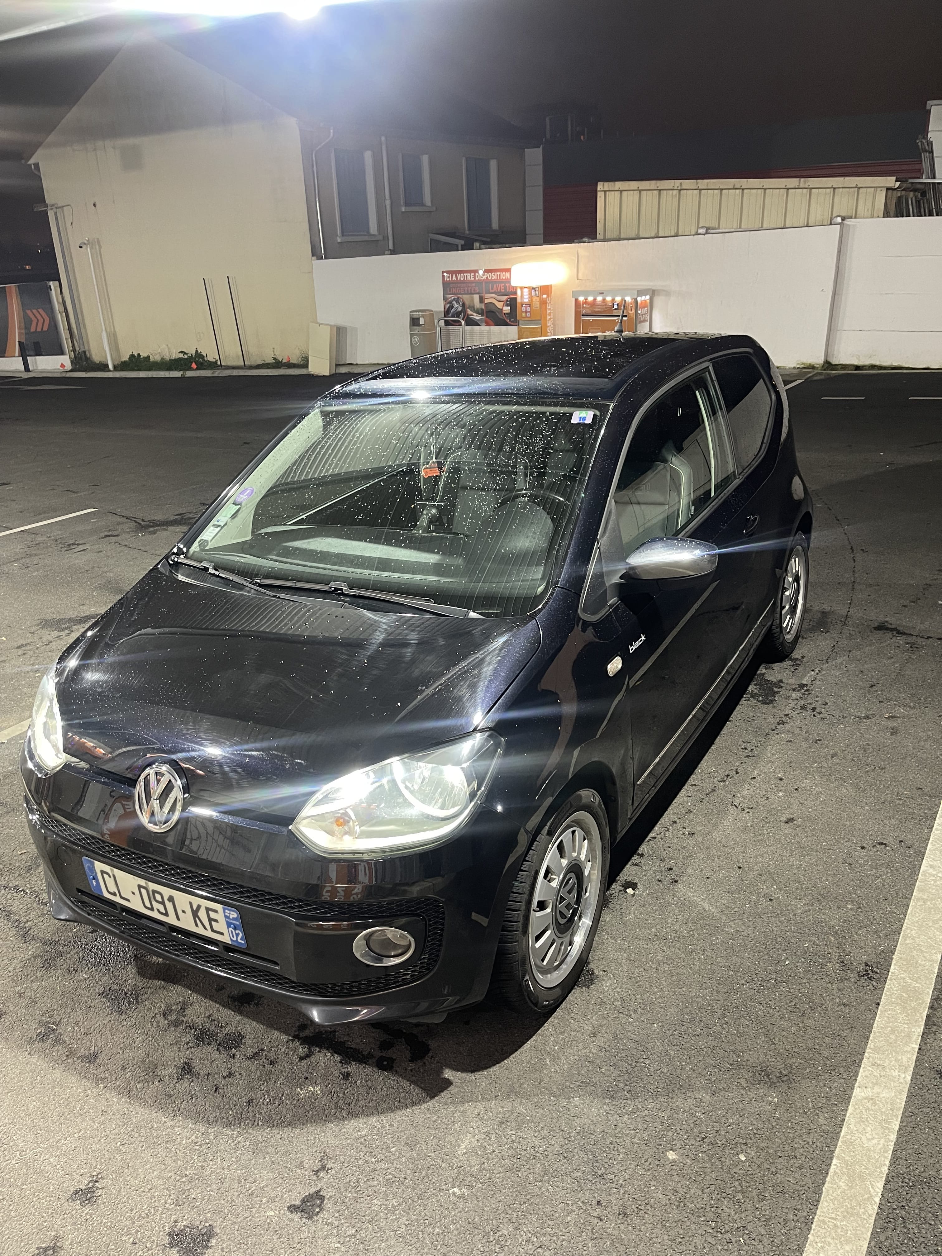 Volkswagen e-Up ! Édition black - 1.0 i 12V 75 cv