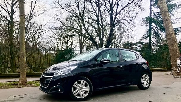 Peugeot 208 ES086 avec Climatisation