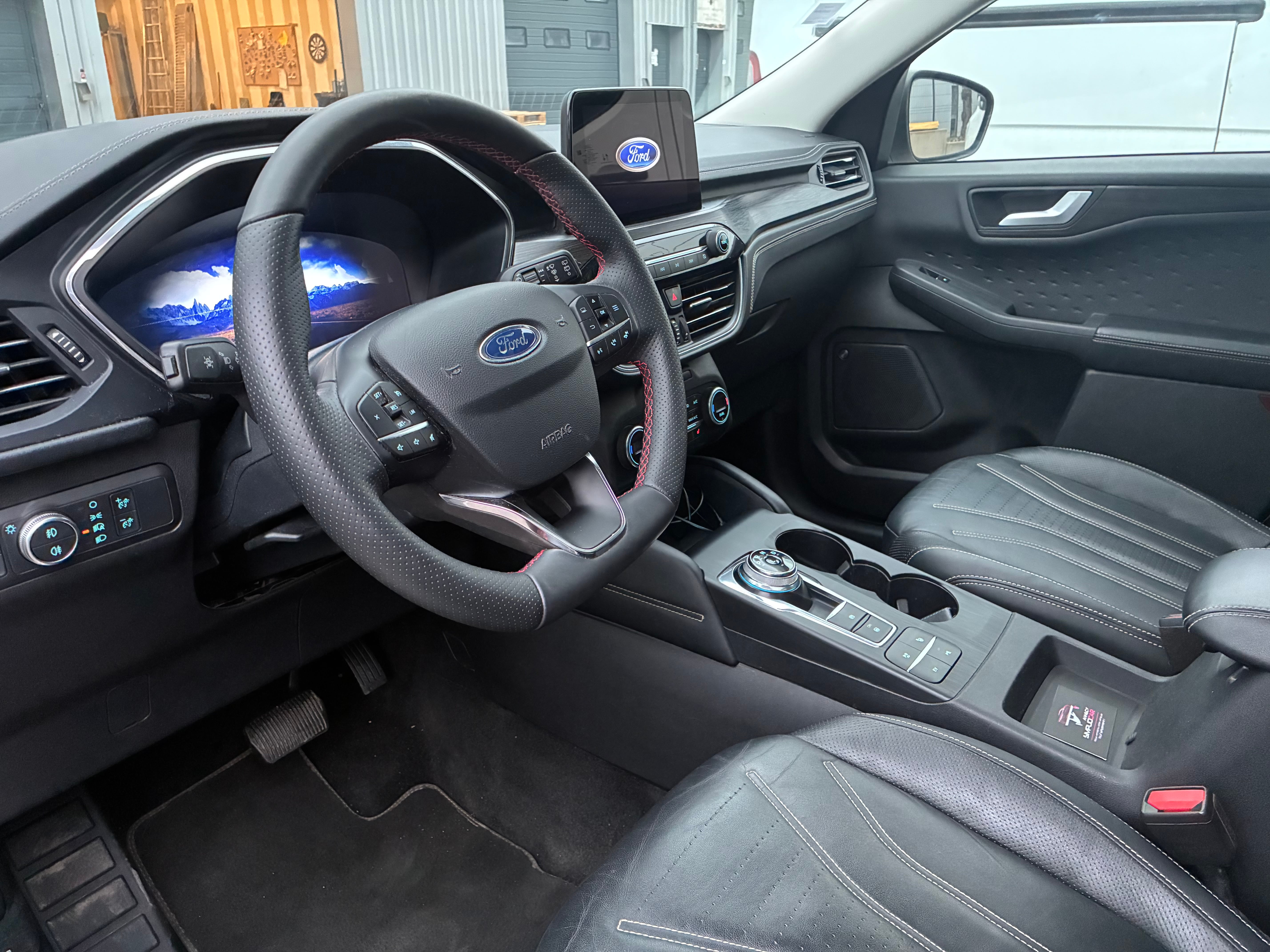 Ford Kuga avec Climatisation