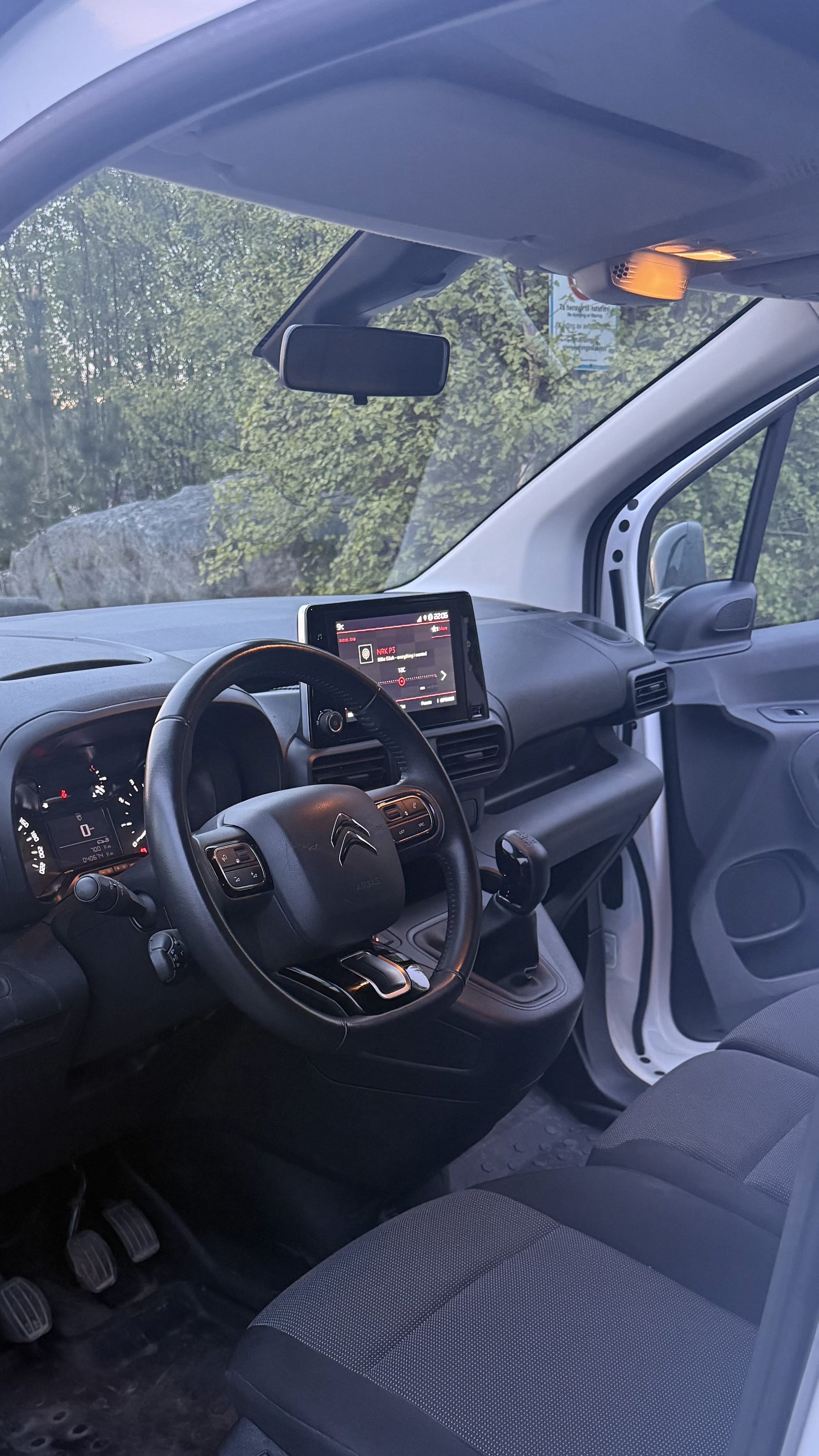Citroen Berlingo with Cruise control