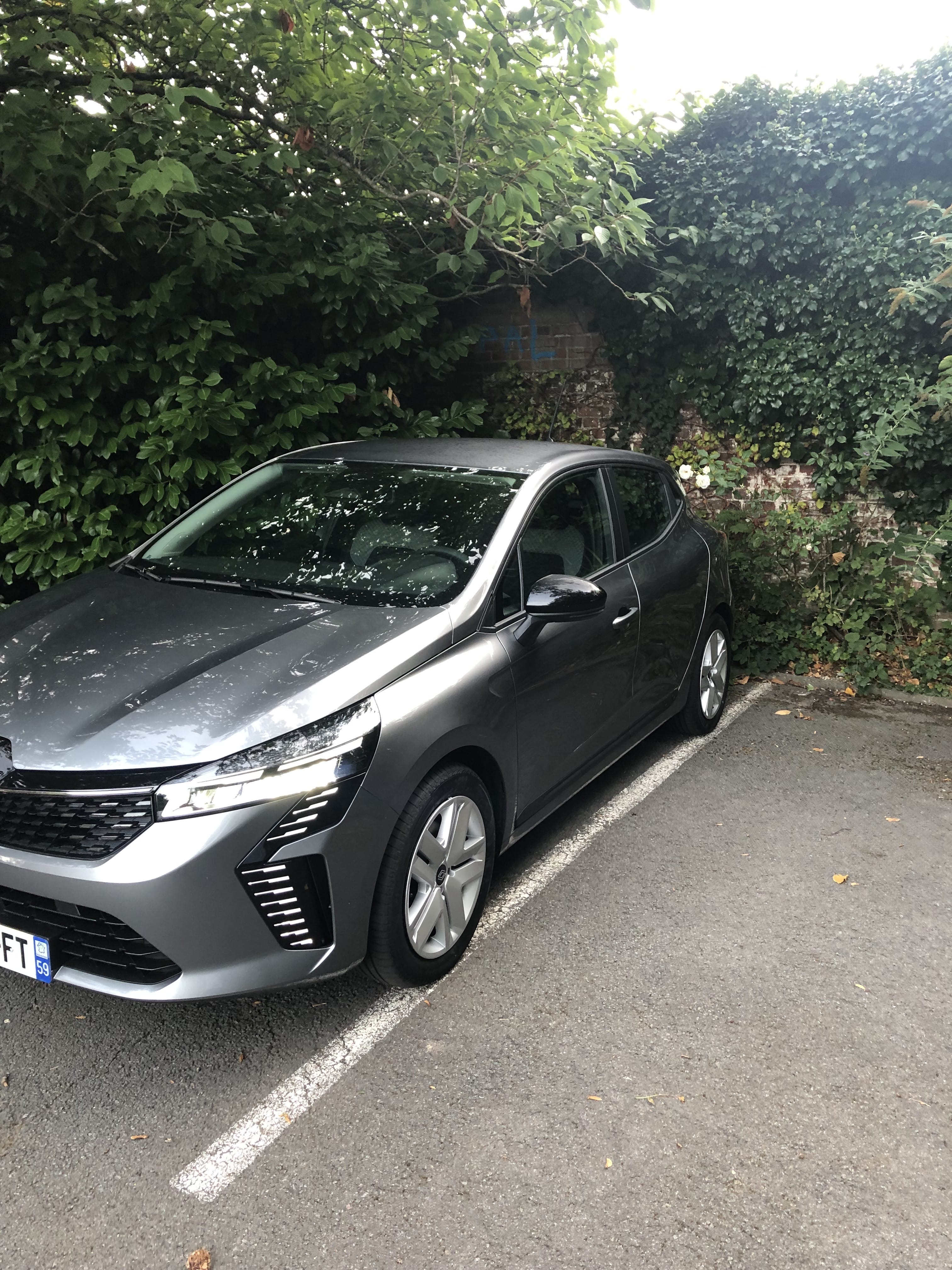 Renault Clio E-tech, 2025, Essence 98, automatique